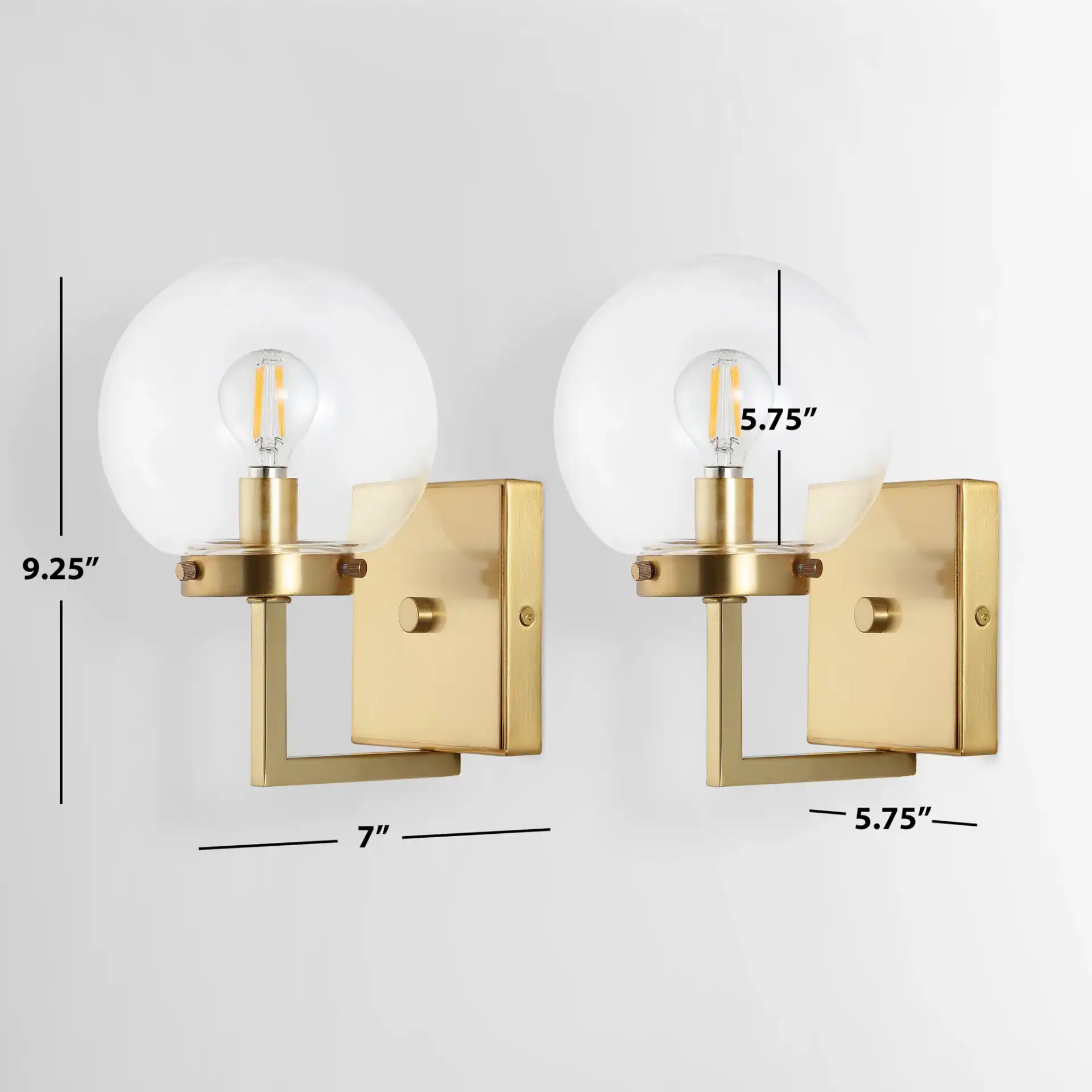 Ganon Wall Sconce (Set Of 2) in Brass / Clear, detail view