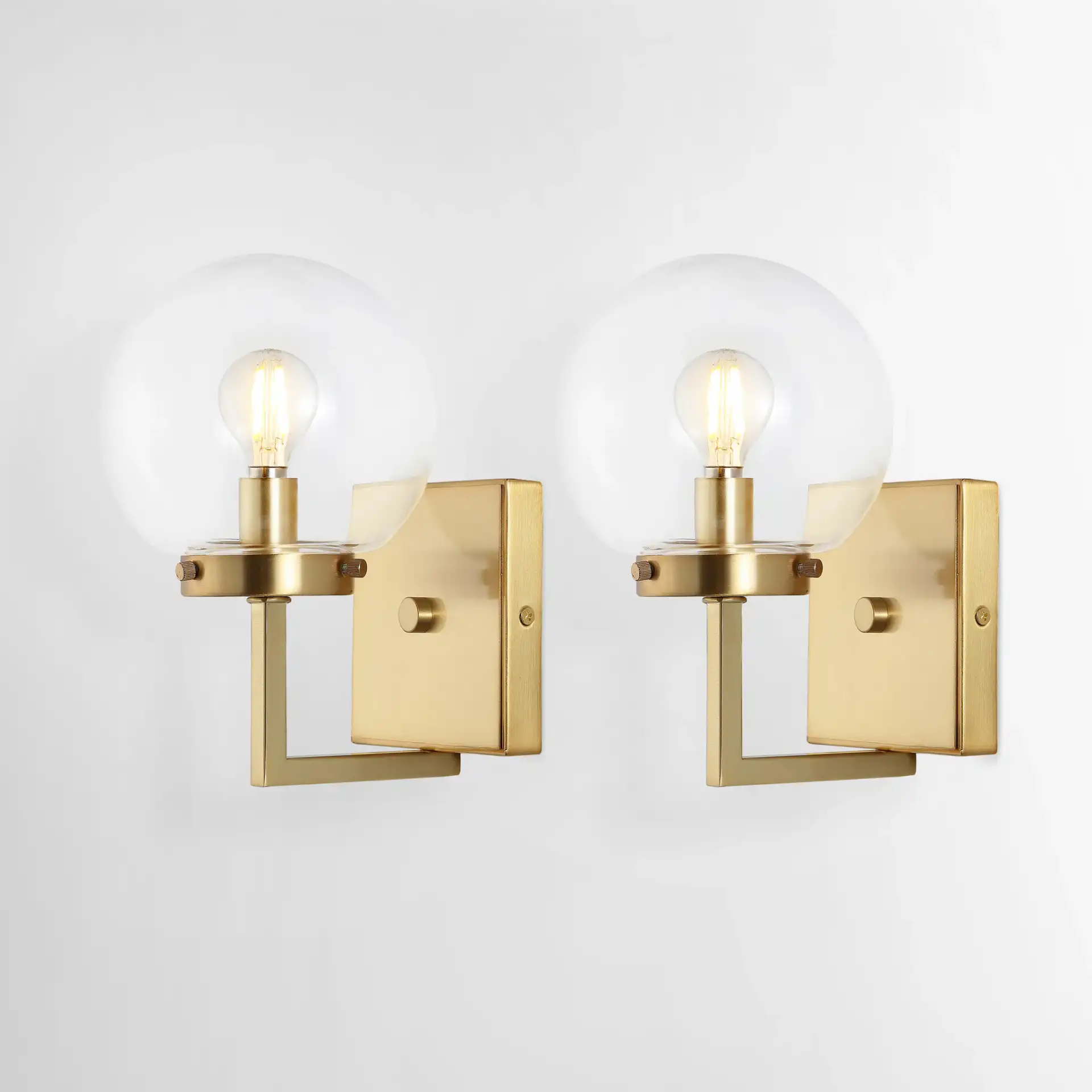 Ganon Wall Sconce (Set Of 2) in Brass / Clear, detail view