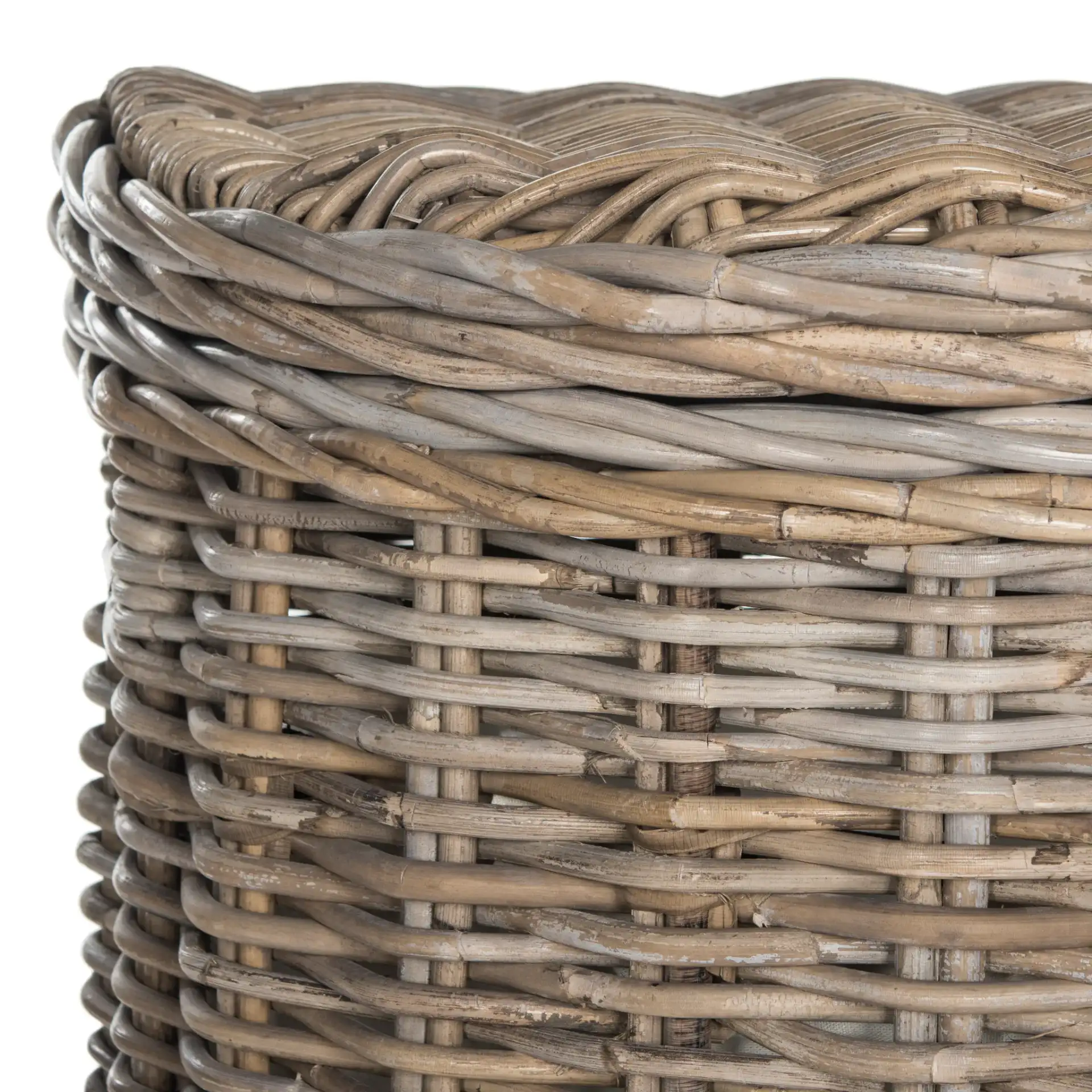 Damari Hamper in Gray, detail view