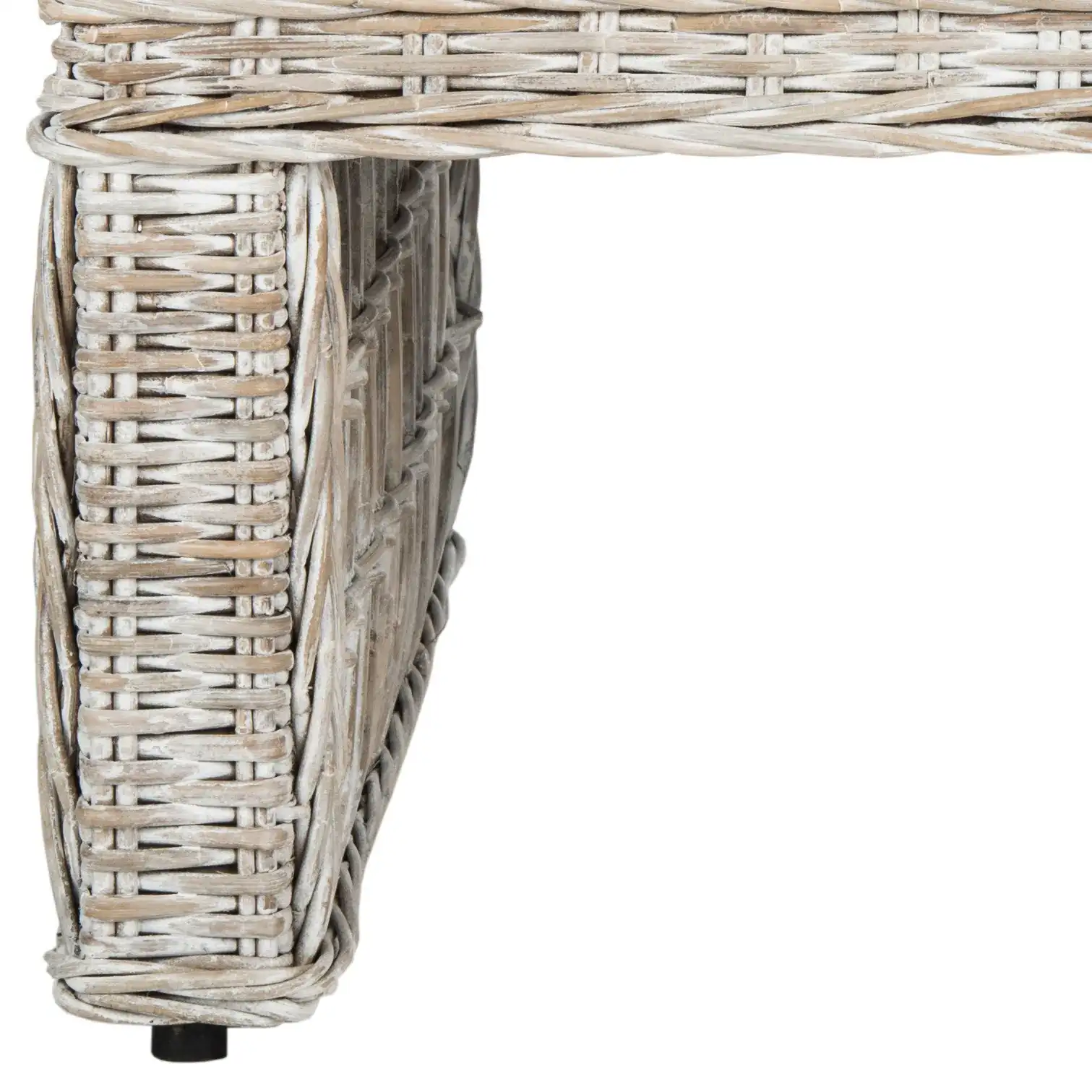 Shila Table in White Washed, detail view