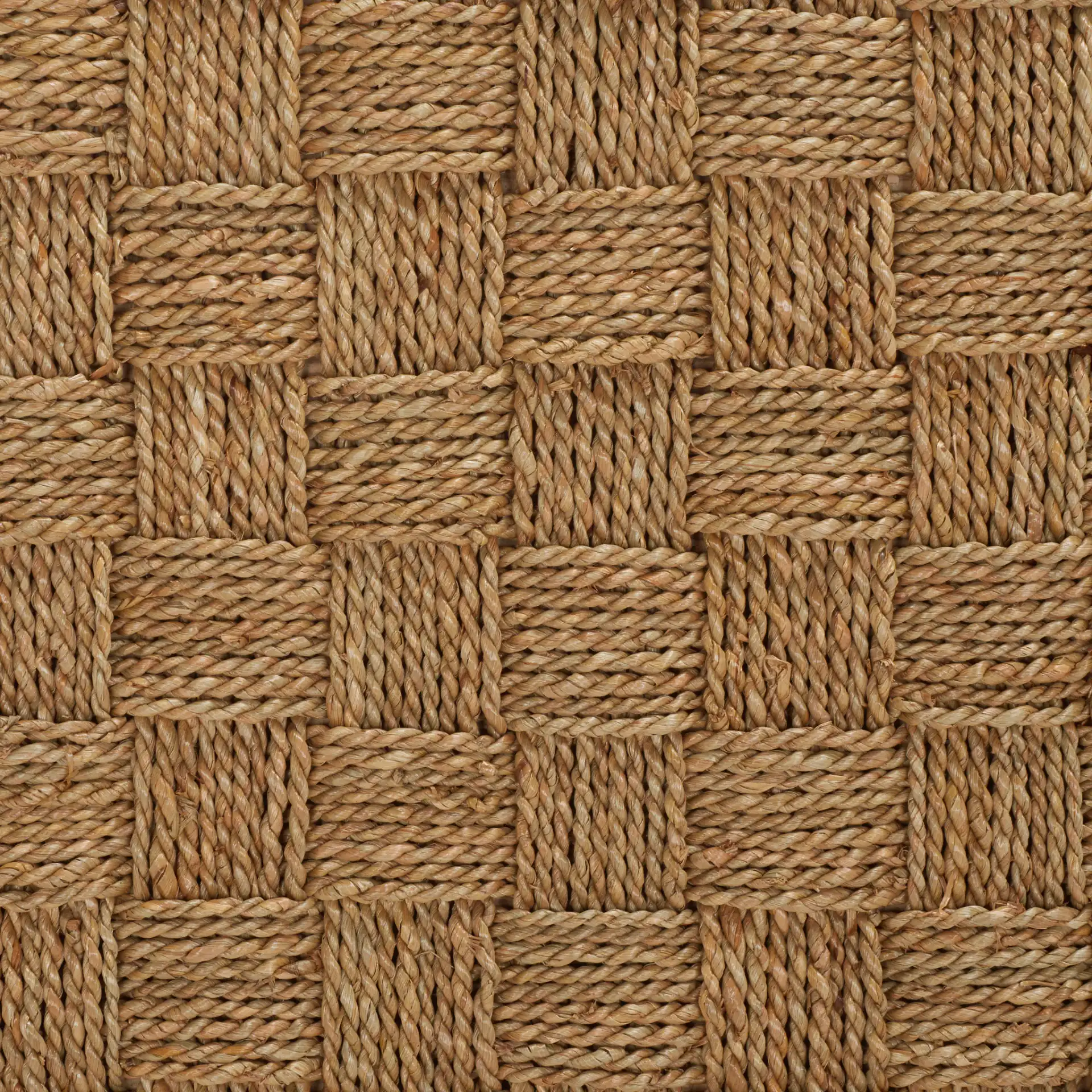 Ashban Trunk in Natural, detail view