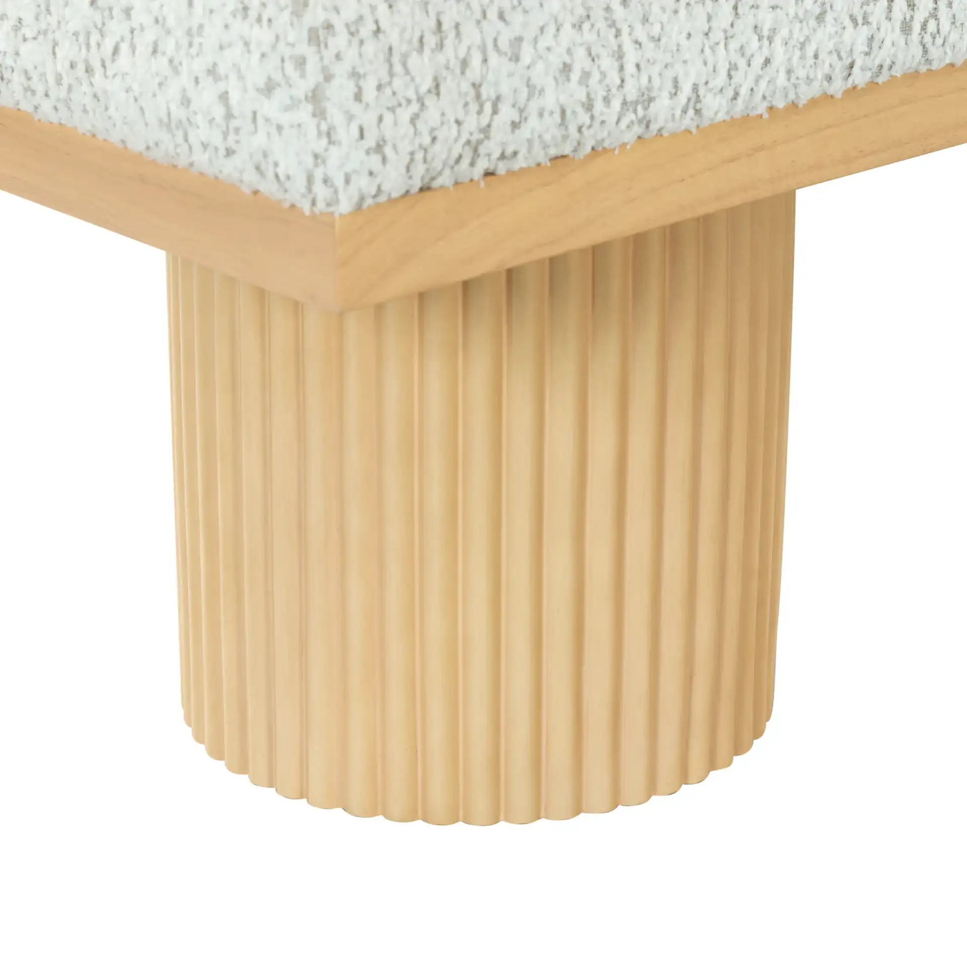 Oneida Boucle Reeded Leg Bench in Oak / White, detail view