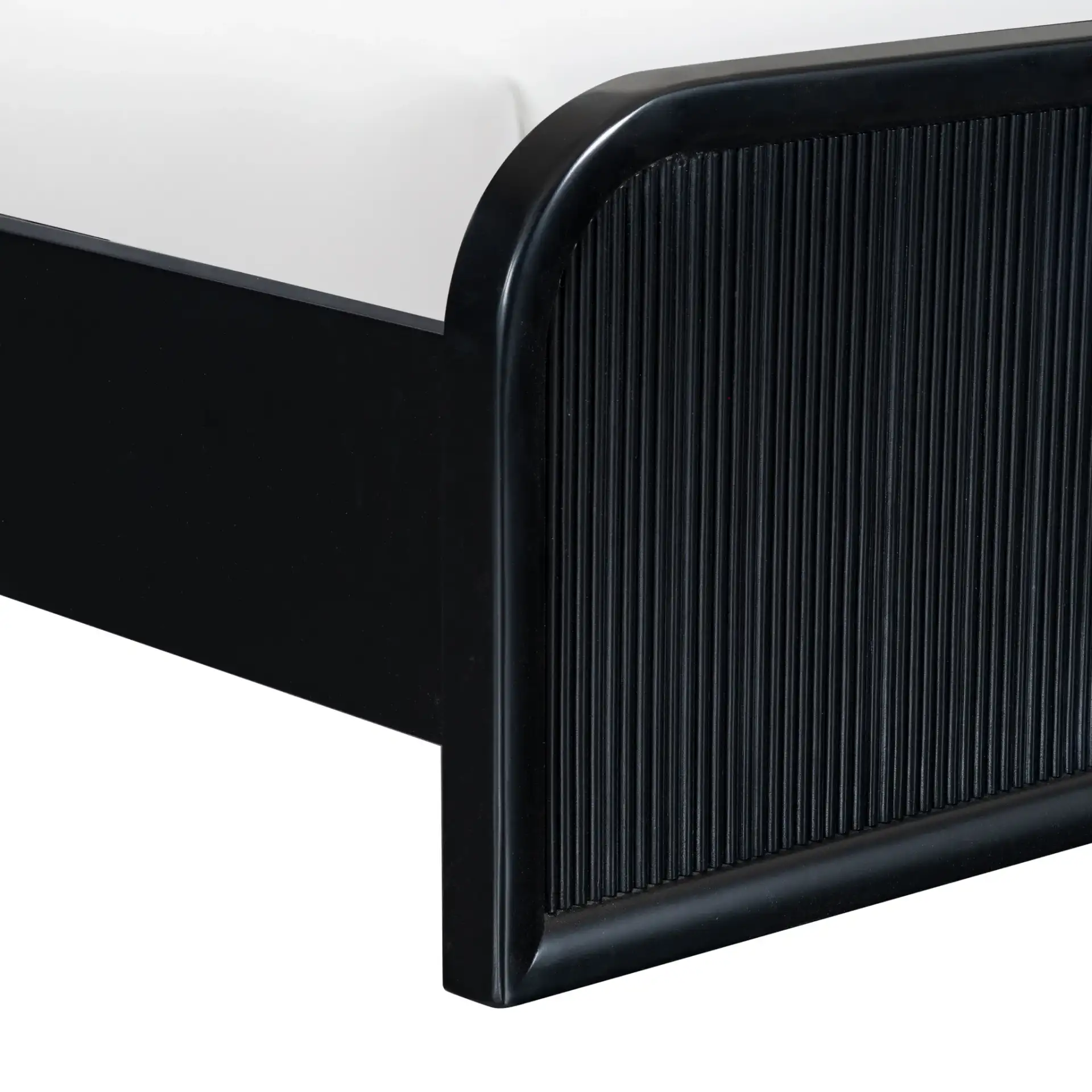 Liabella Bed in Black, detail view