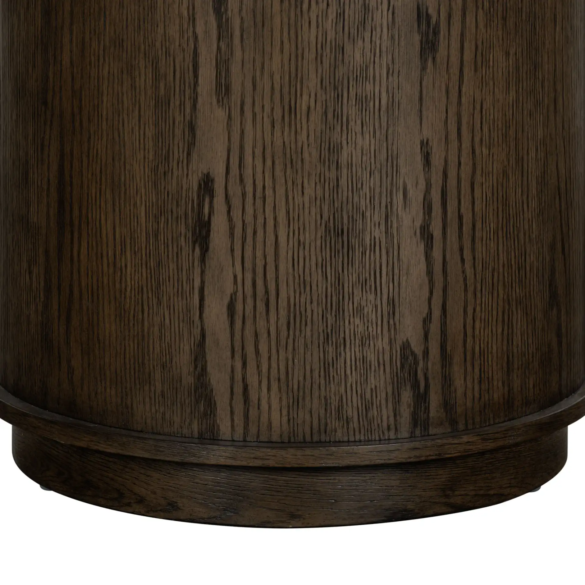 Alysandria Round Accent Table in Dark Brown Oak / Travertine, detail view