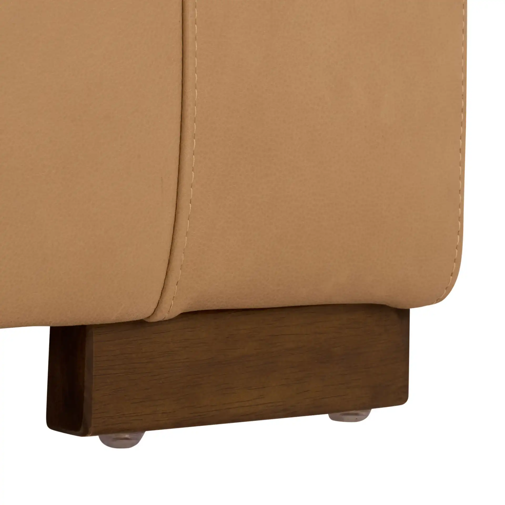 Blanca Leather Sofa in Brown, detail view