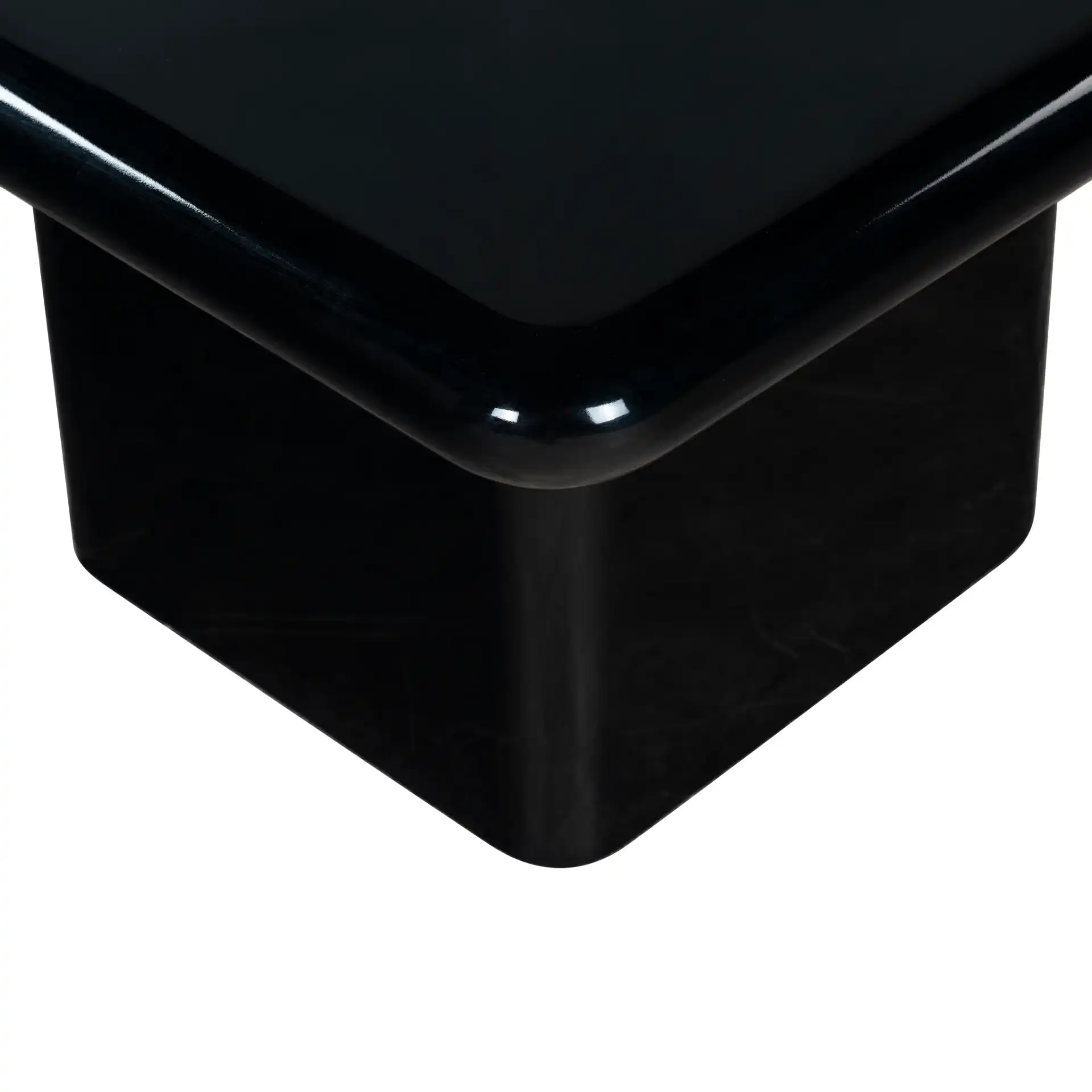 Bellalynn Coffee Table in Black, detail view