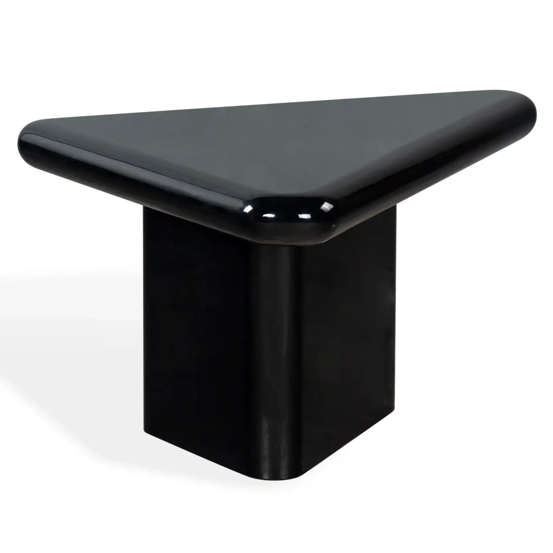 Bellalynn Coffee Table in Black, detail view