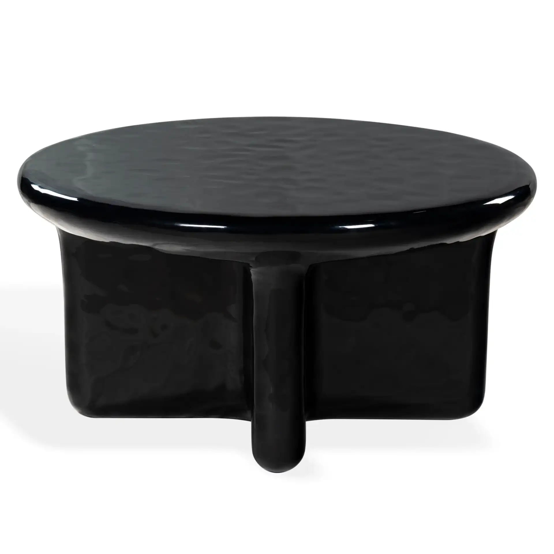 Tressarose Round Coffee Table in Black, detail view