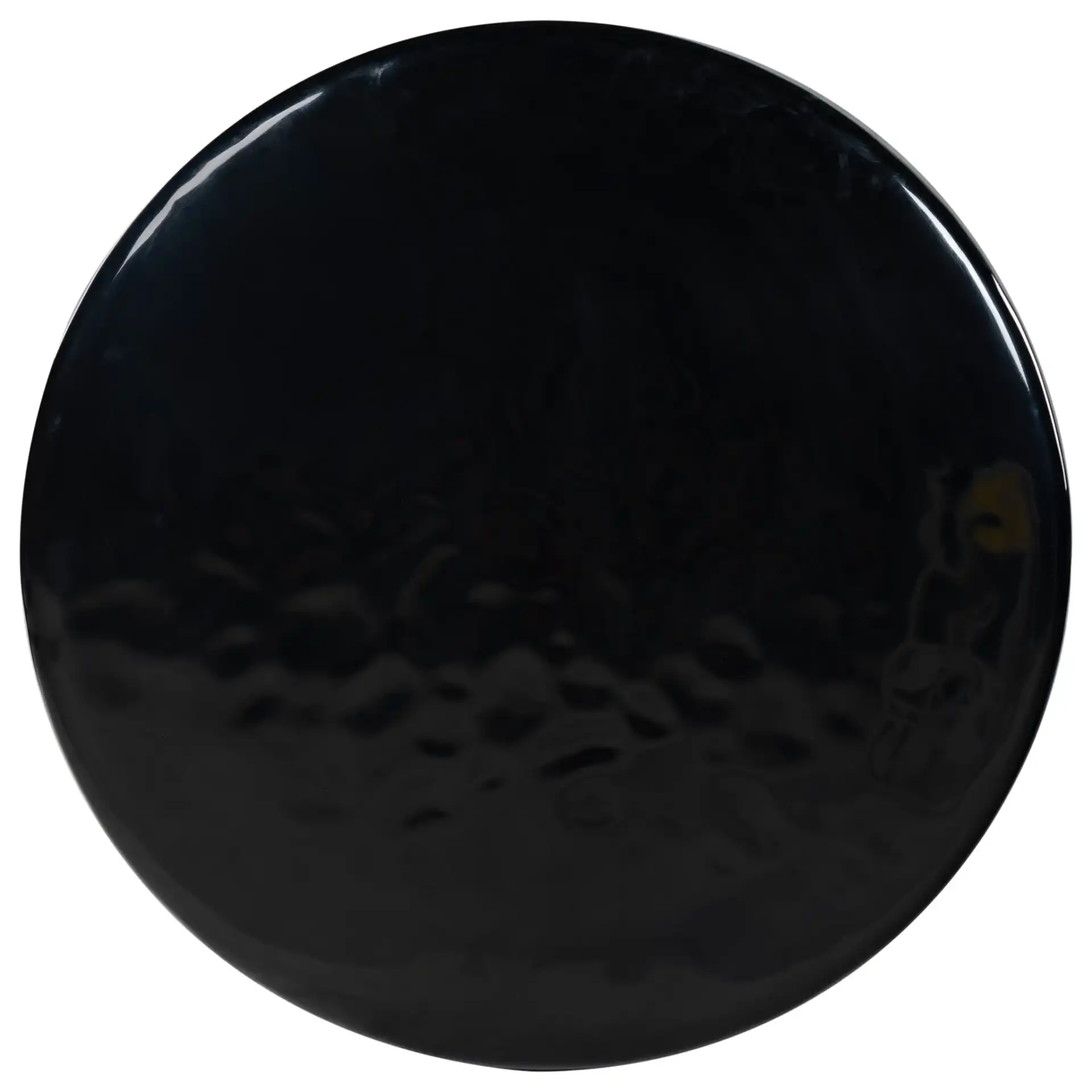 Tressarose Round Coffee Table in Black, detail view