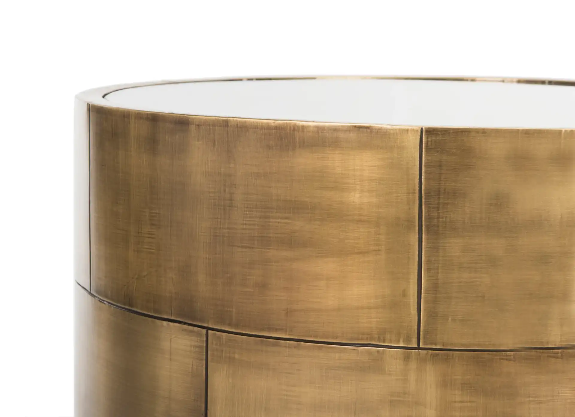 Florencia Round Side Table in Brass, detail view