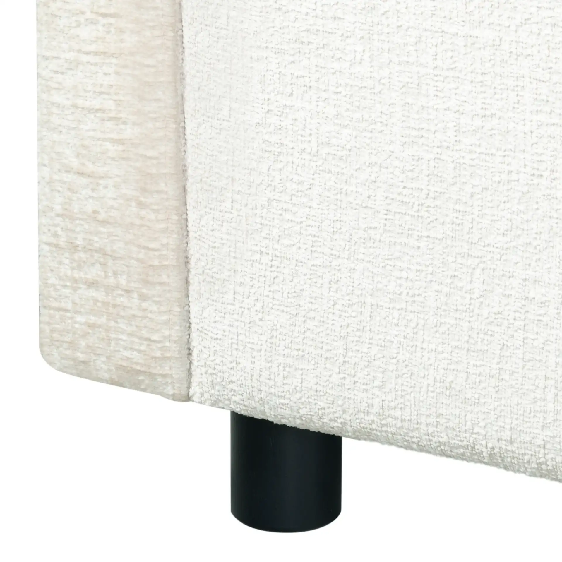 Kaylilly Chenille Bed in Cream / Black, detail view