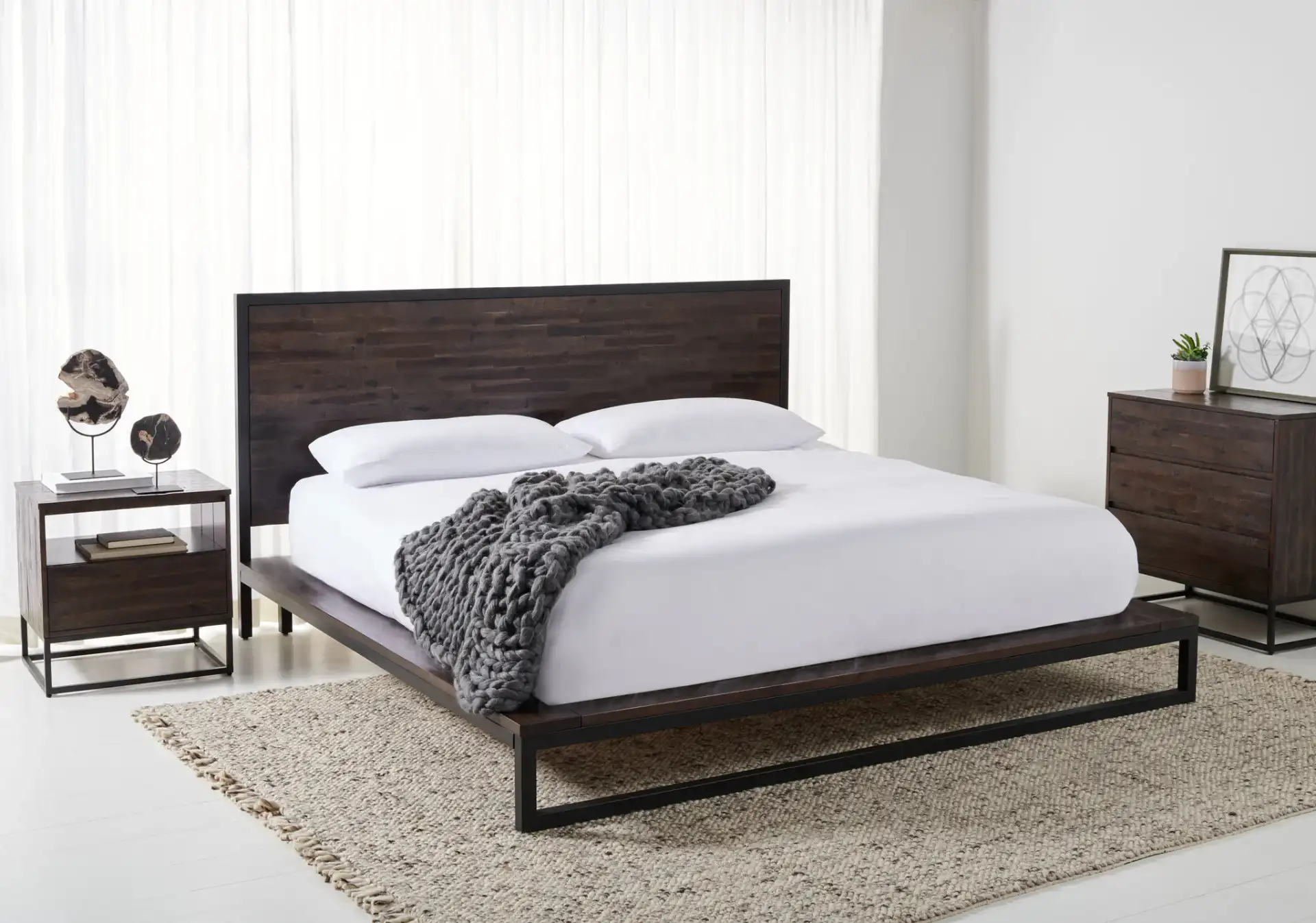 Emmarose Platform Bed in Chocolate Brown / Black in a styled room