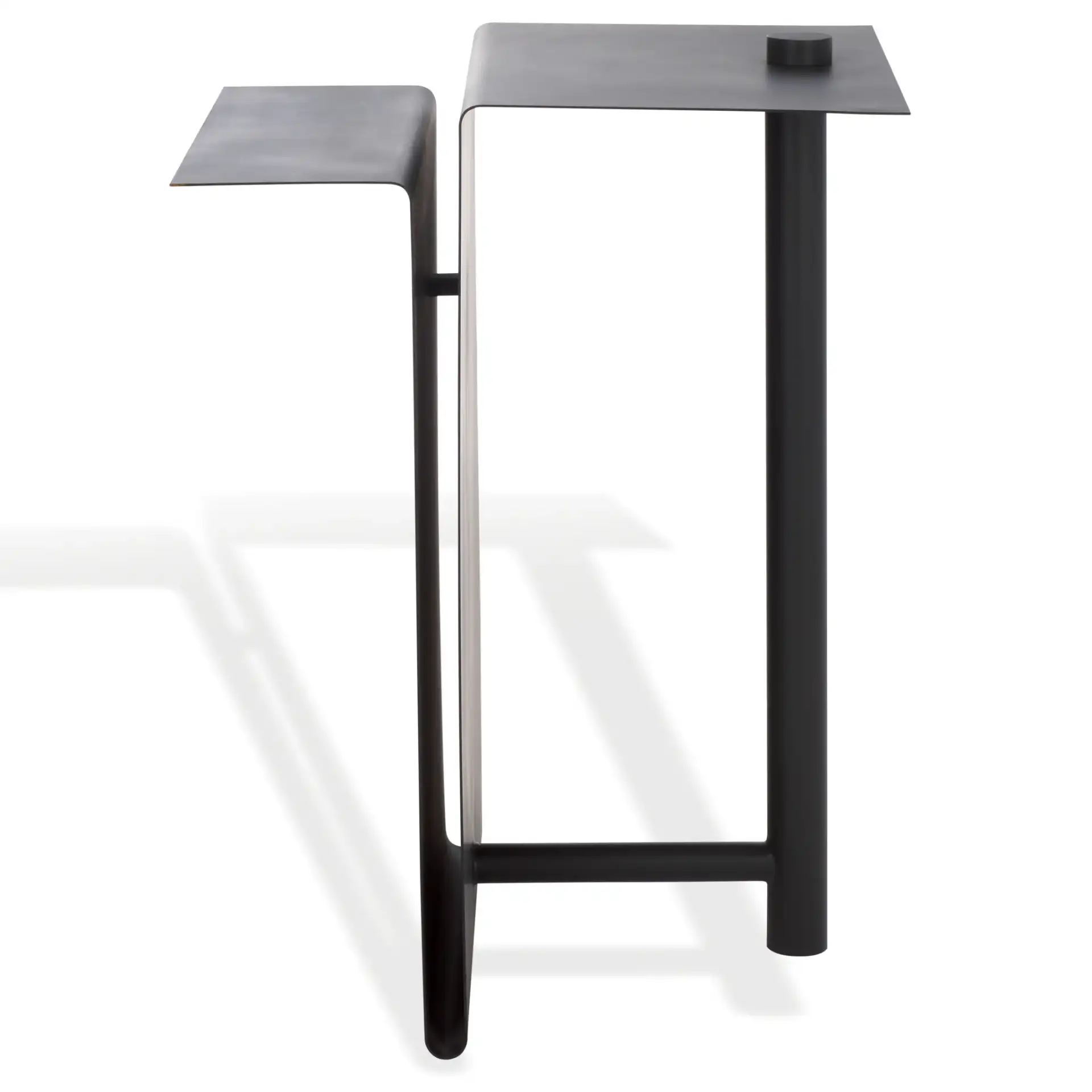 Aldwyn Metal Accent Table in Black, detail view