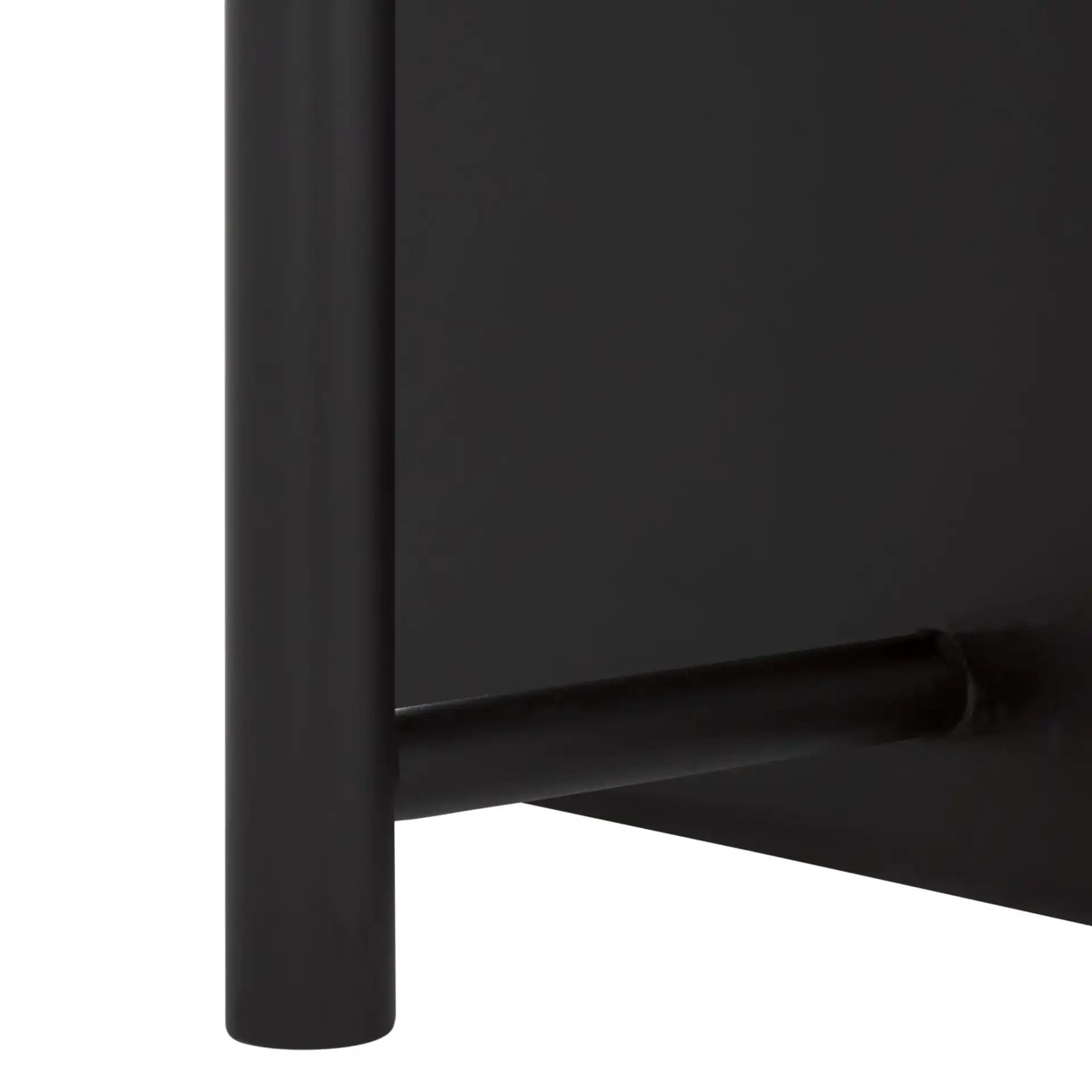 Aldwyn Metal Accent Table in Black, detail view