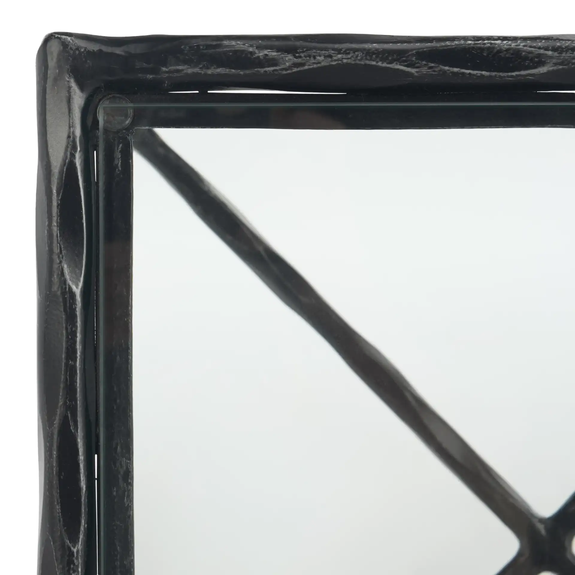Jessa Metal Square End Table in Black, detail view