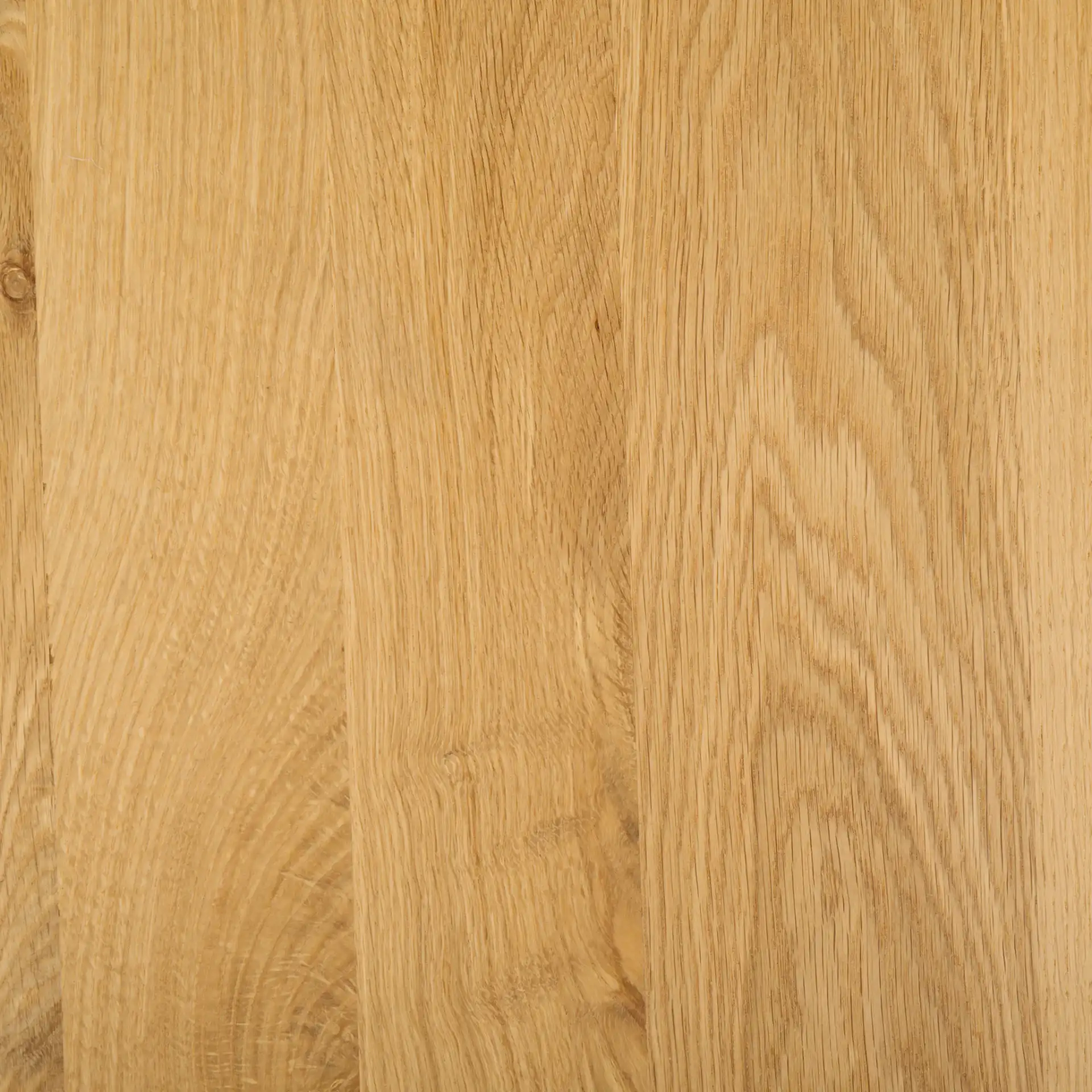 Madelynn Round Wood Coffee Table in Natural, detail view