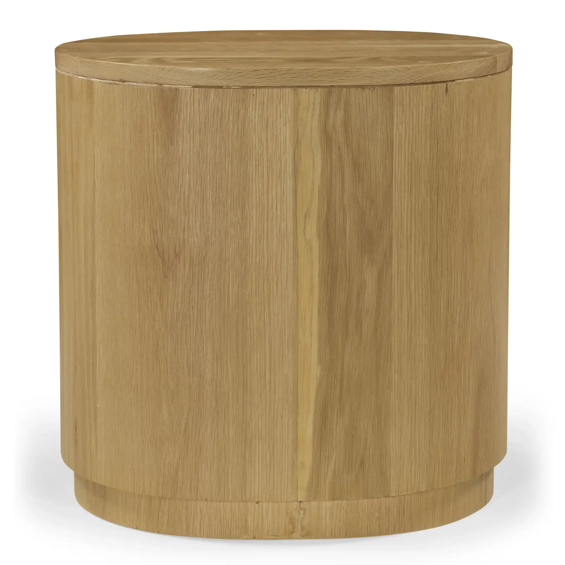 Laurabella Three-Drawer Nightstand in Natural, detail view