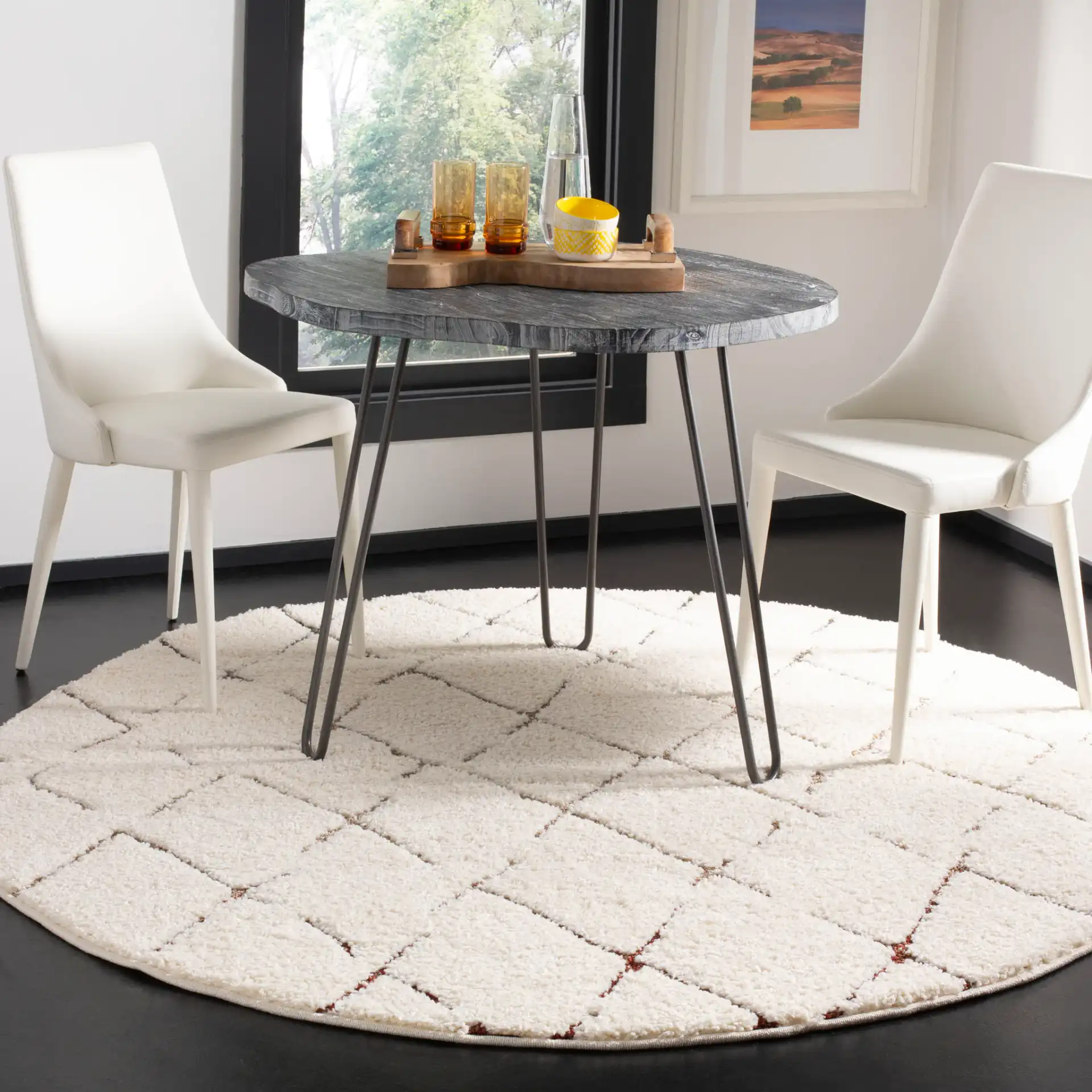 Santorini Diamond Trellis Shag Rug in Cream / Multicolor in a styled room