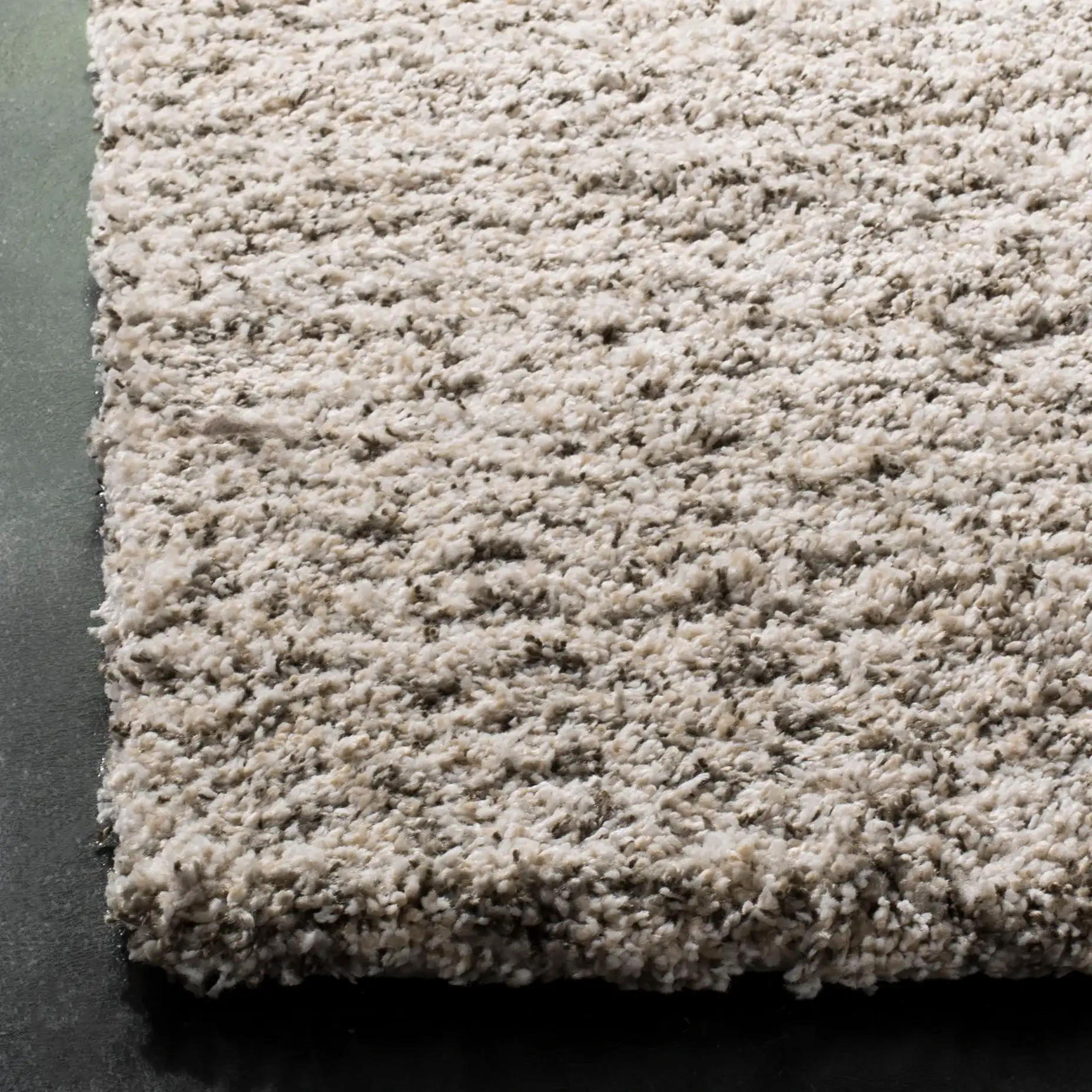 Hudson Textured Shag Rug in Ivory / Gray in a styled room