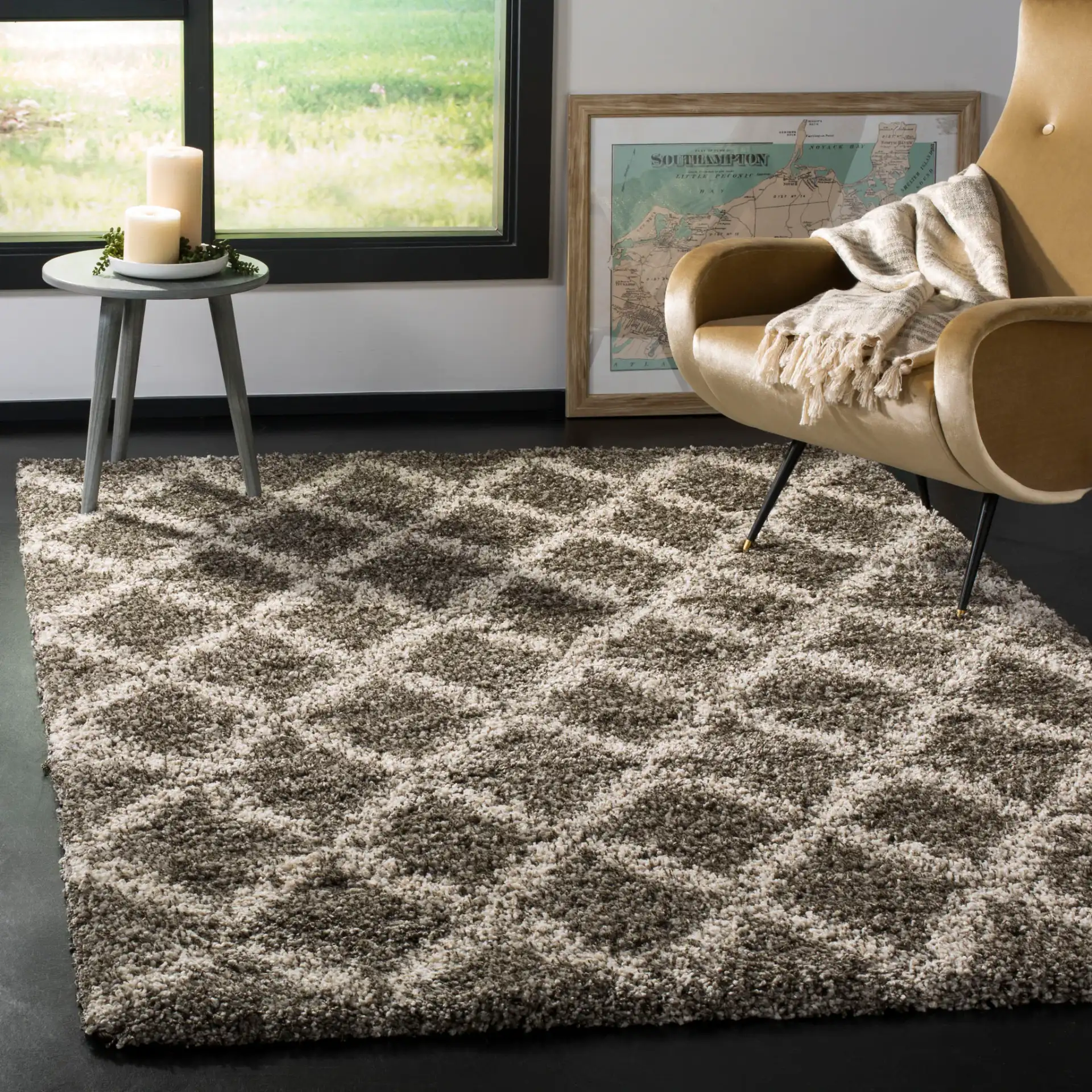 Hudson Small Diamond Trellis Shag Rug in Gray / Ivory in a styled room