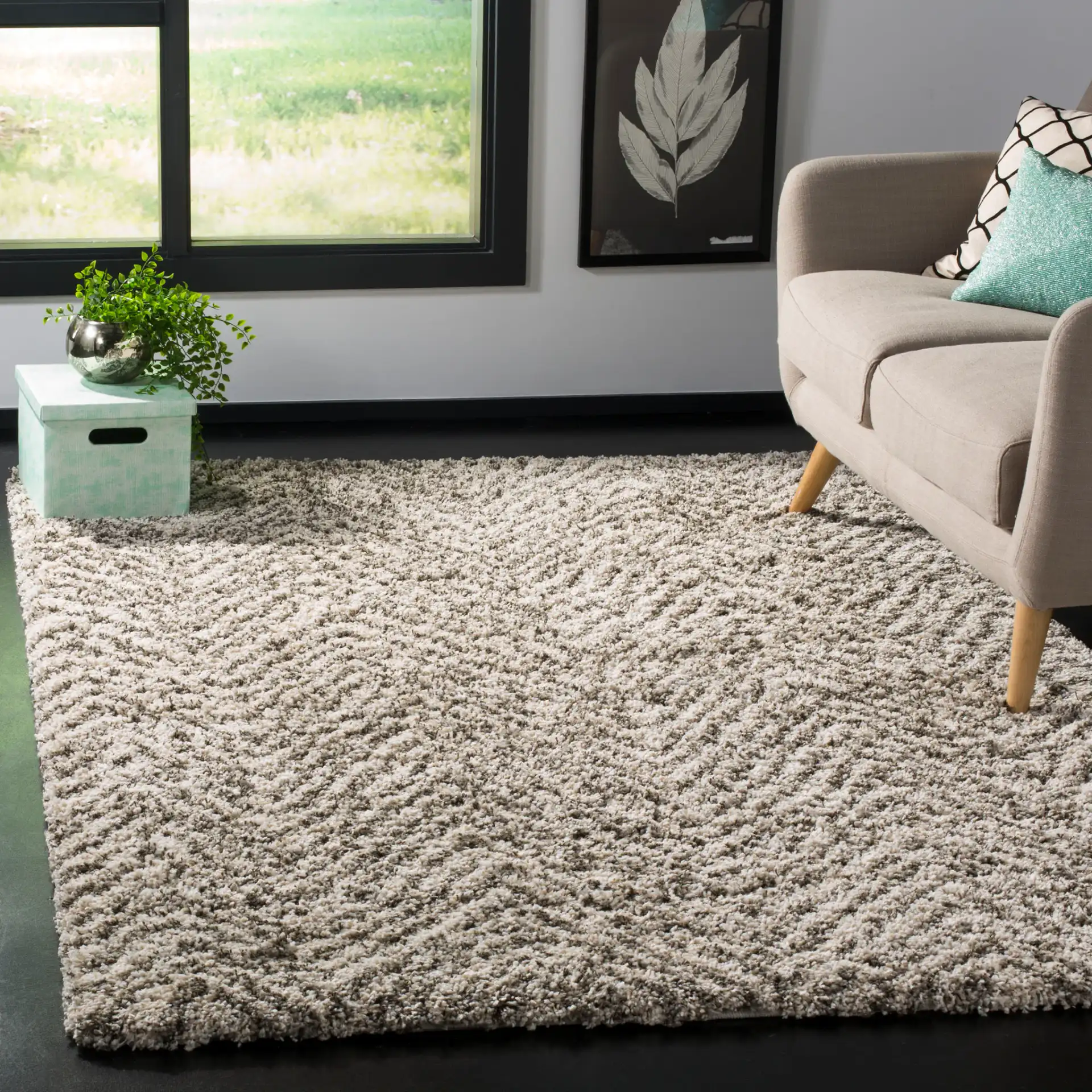 Hudson Chevron Shag Rug in Ivory / Gray in a styled room