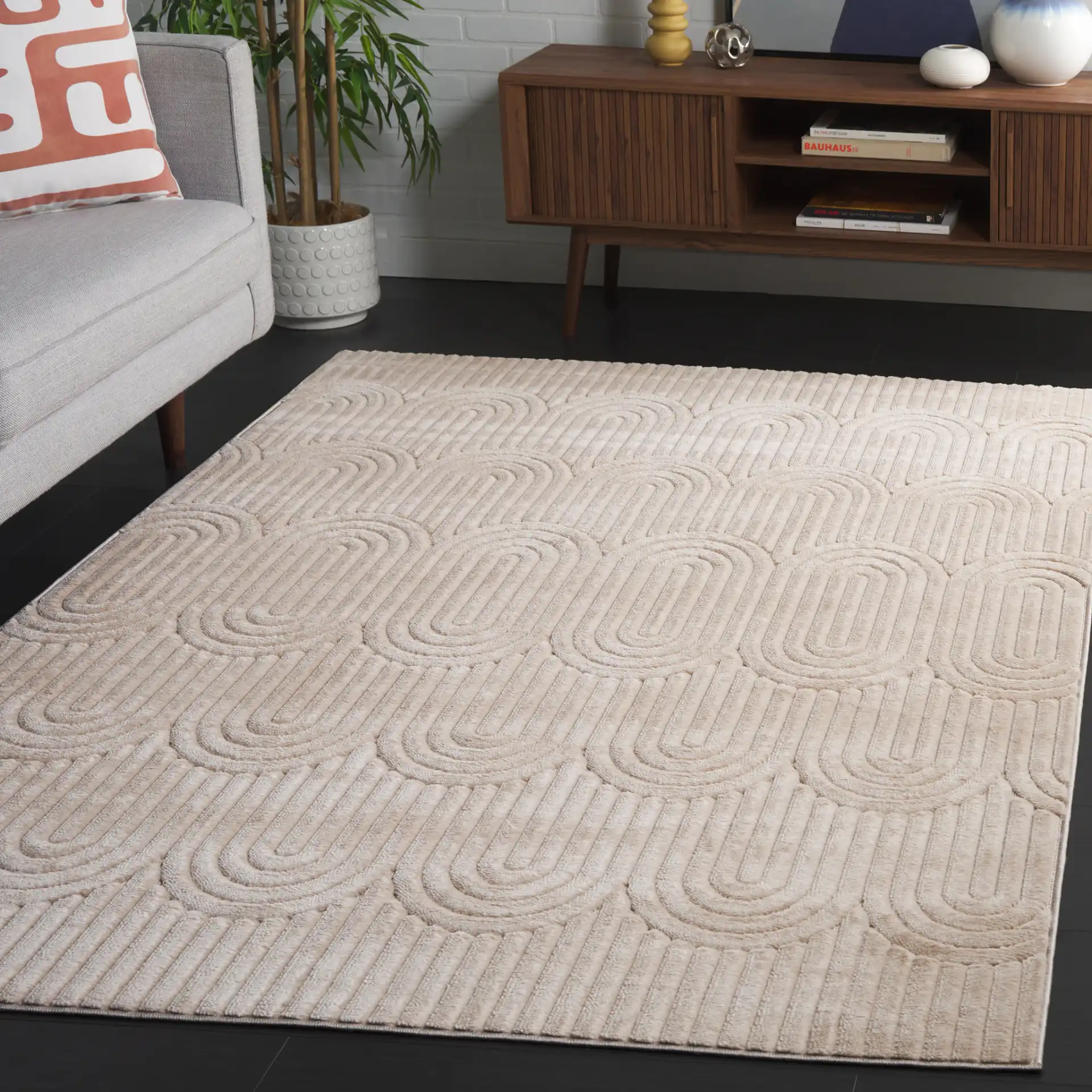 Selena Concentric Arch Rug in Beige in a styled room