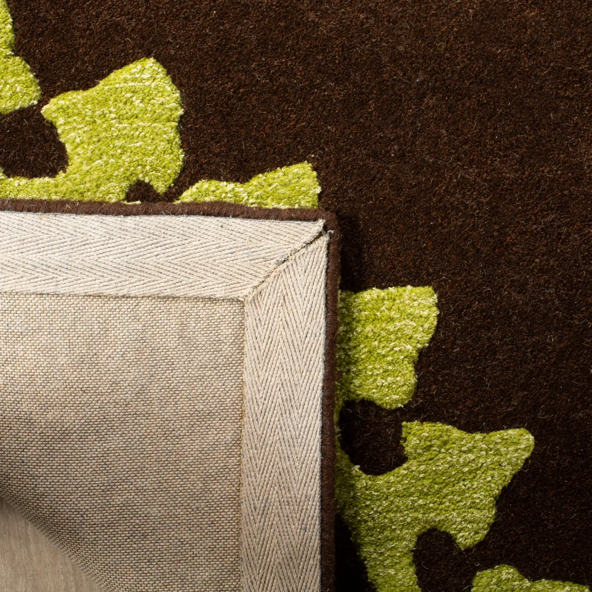 Soho Sunburst Medallion Hand-Tufted Rug in Brown / Green in a styled room