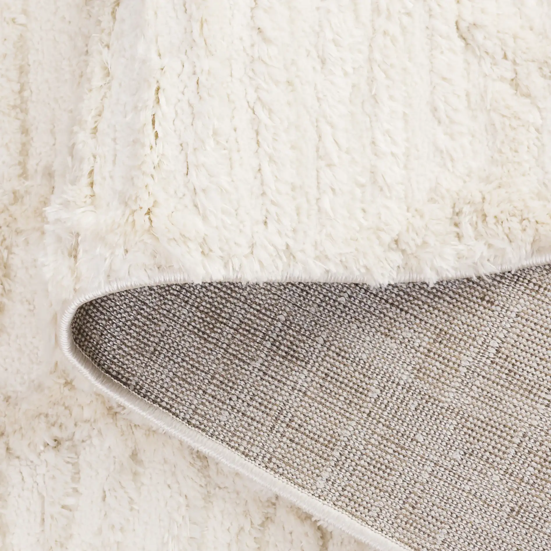 Seattle Shag Ribbed Diamond Rug in Ivory in a styled room