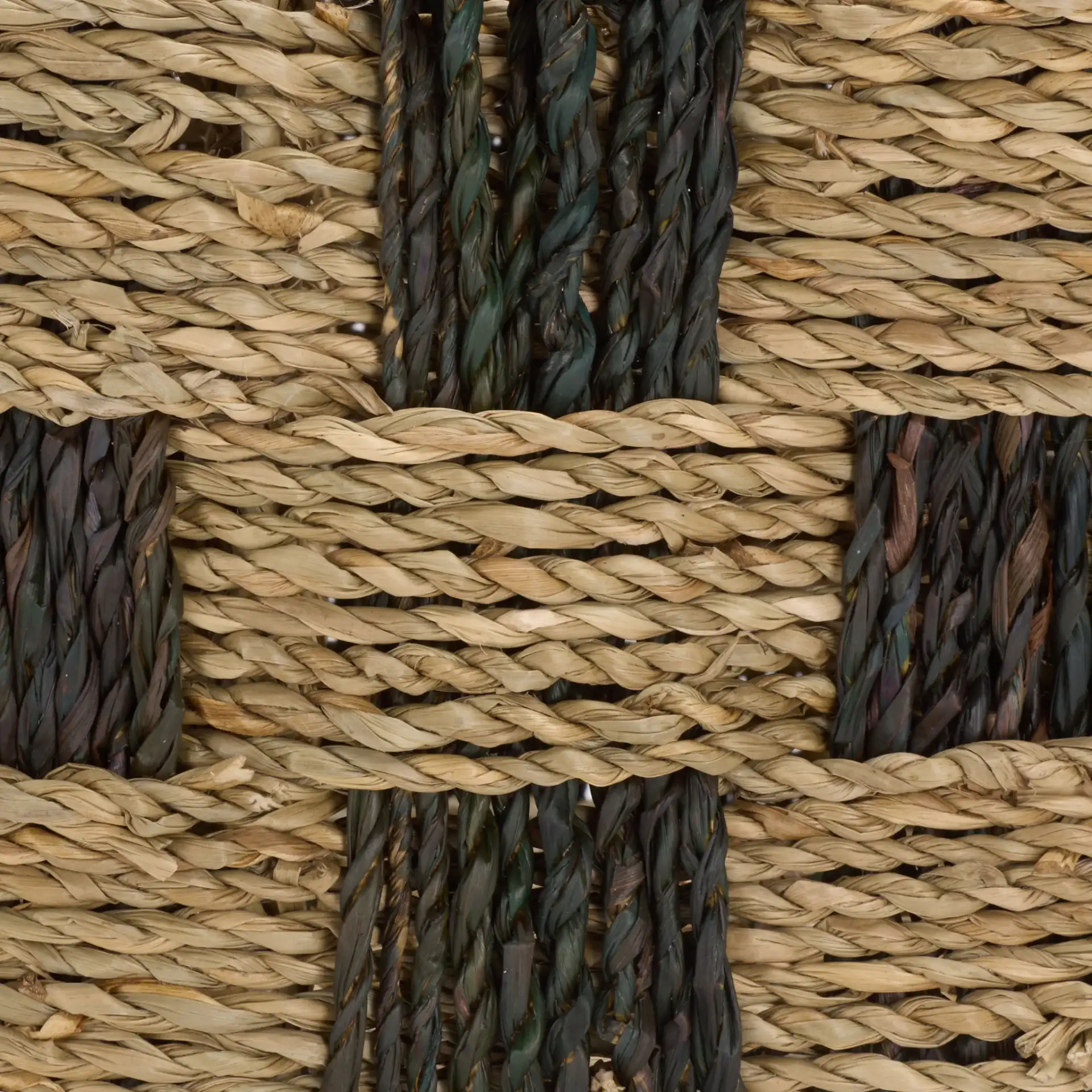 Reiser Basket in Natural / Dark Natural, detail view