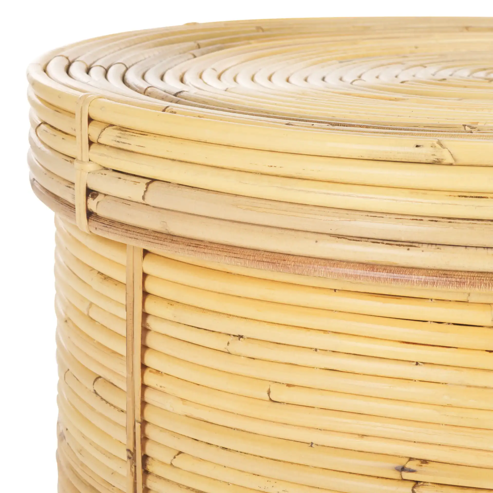 Vali Baskets (Set Of 2) in Natural in a styled room