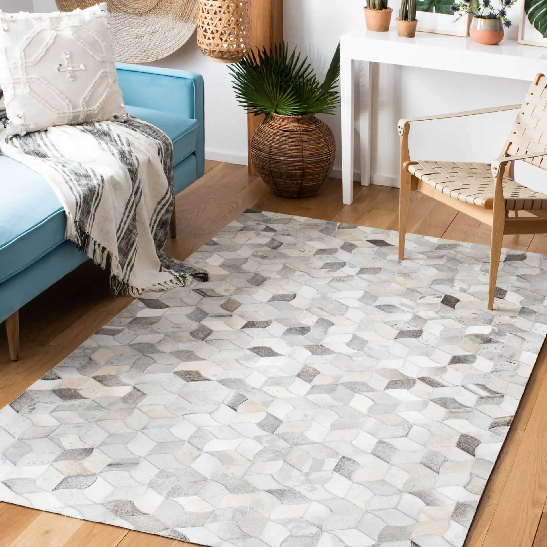 Studio Leather Cube Flatweave Rug in Ivory / Gray in a styled room
