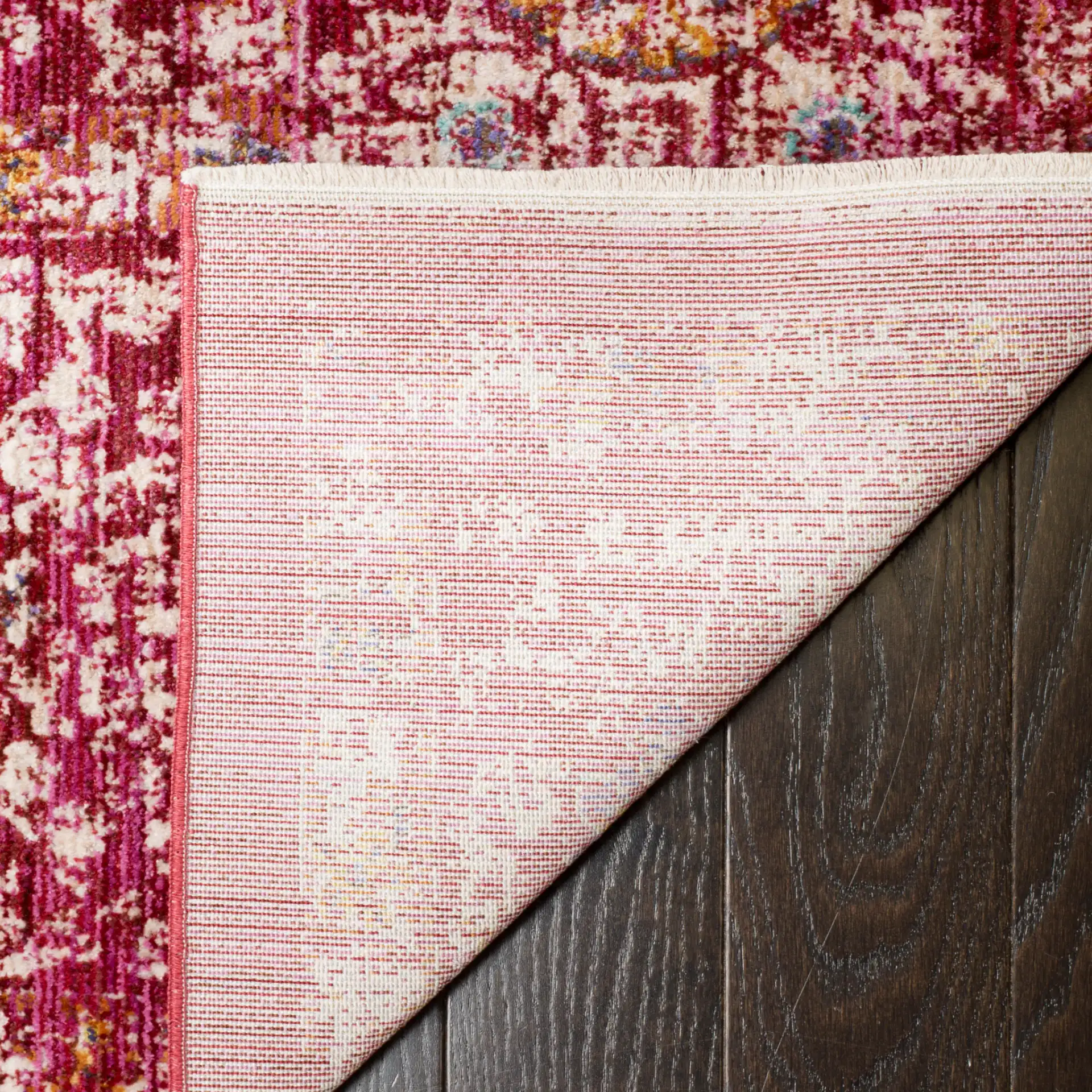 Sutton Medallion Bordered Rug in Fuchsia / Ivory