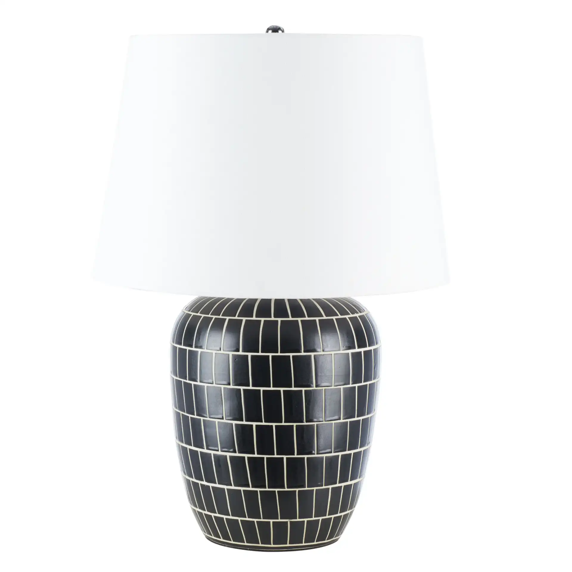 Aela Table Lamp in Black, detail view