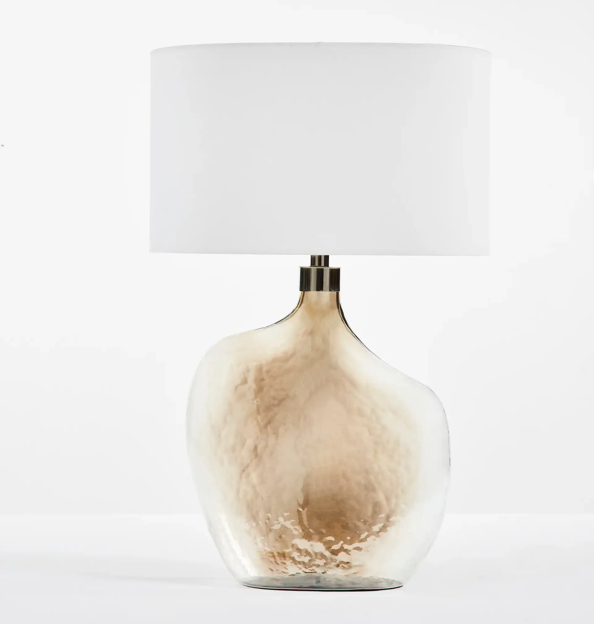 Celensa Table Lamp in Gold, detail view