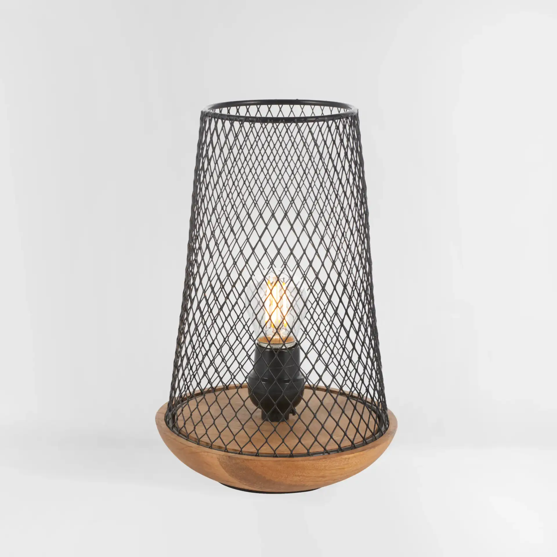 Haynes Table Lamp in Black / Natural, detail view