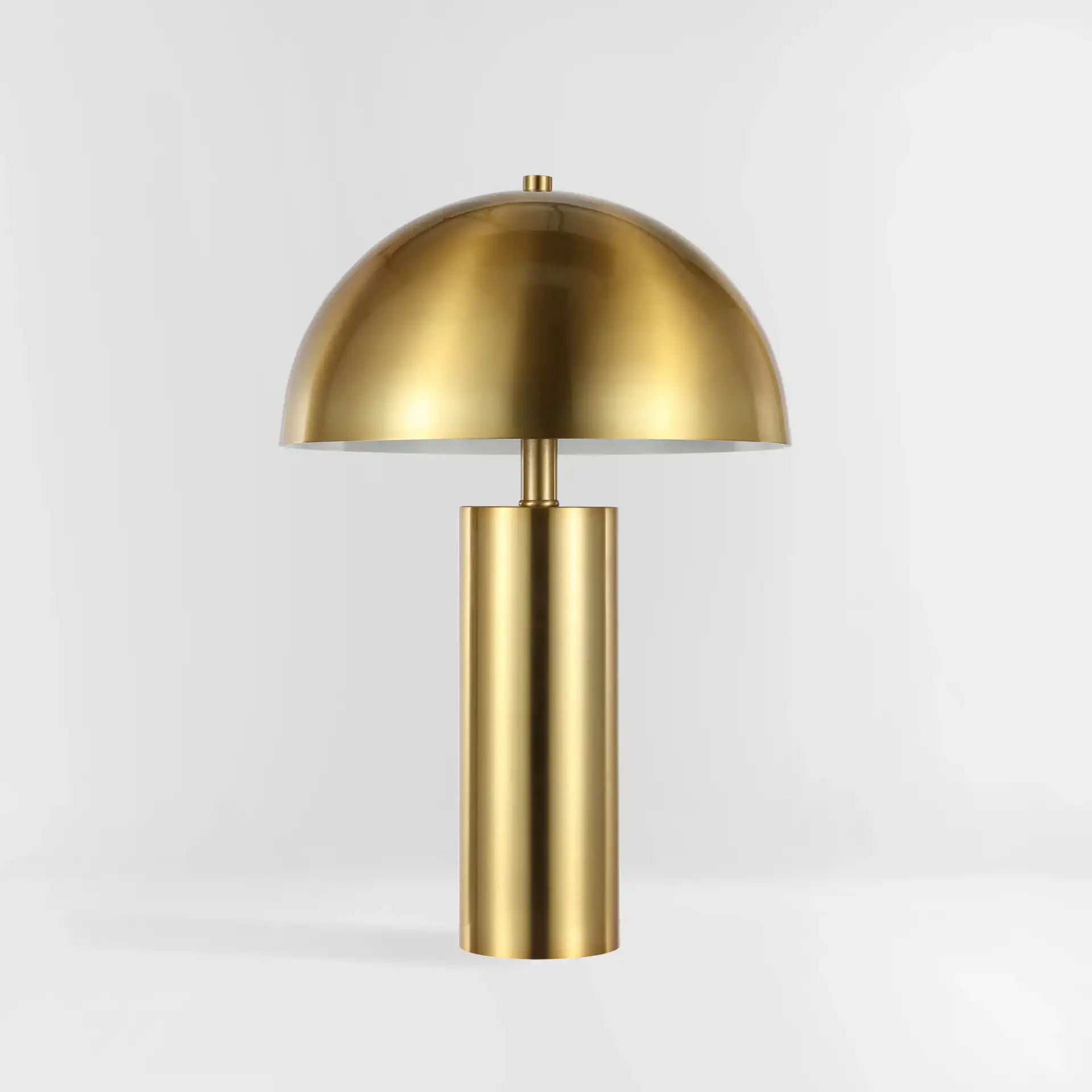 Iria Table Lamp in Gold, detail view