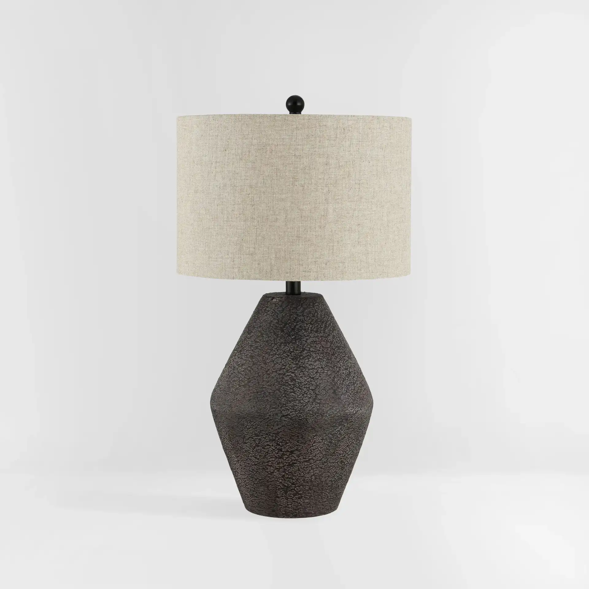 Ersta Table Lamp in Brown, detail view