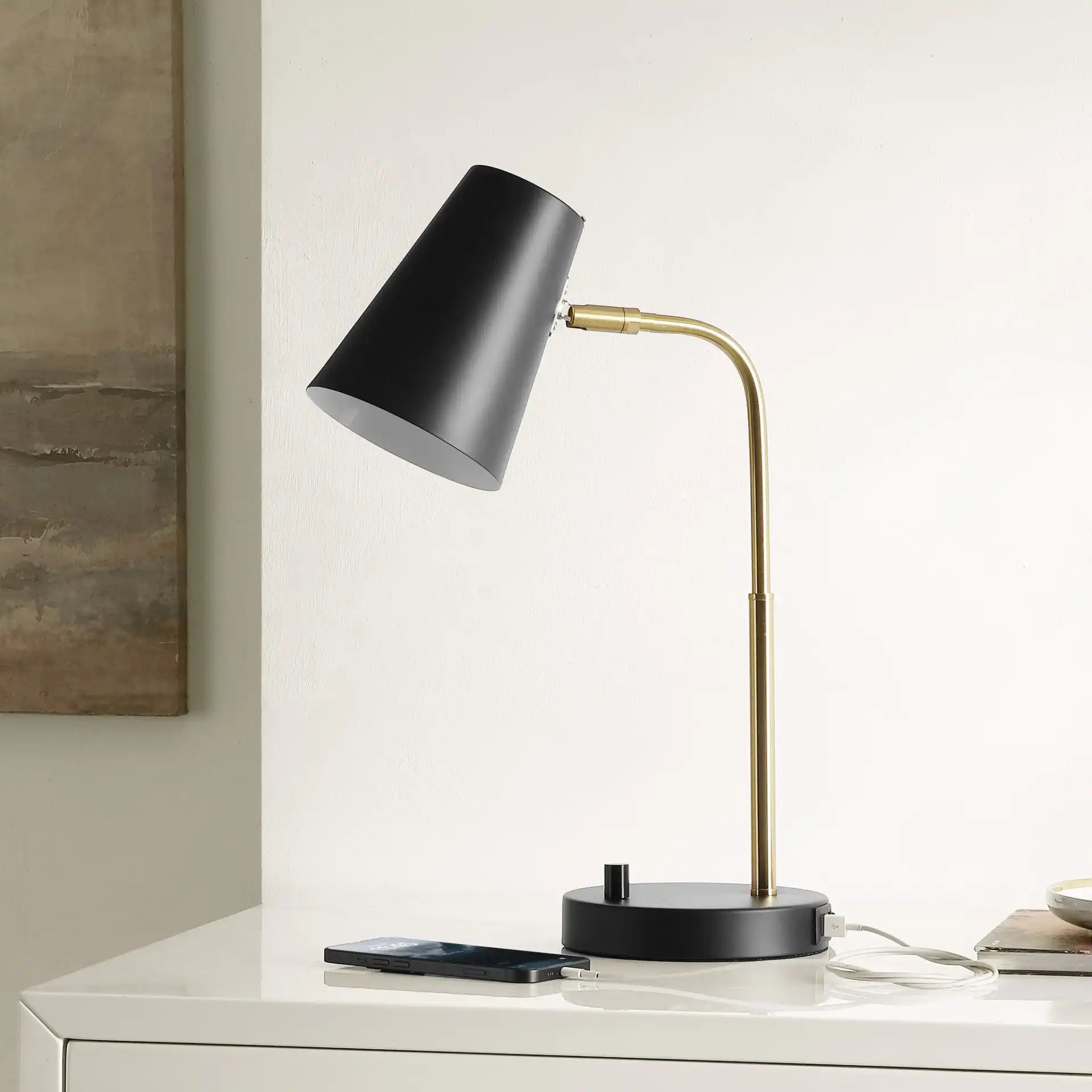 Arynn Table Lamp With Usb in Black / Brass in a styled room