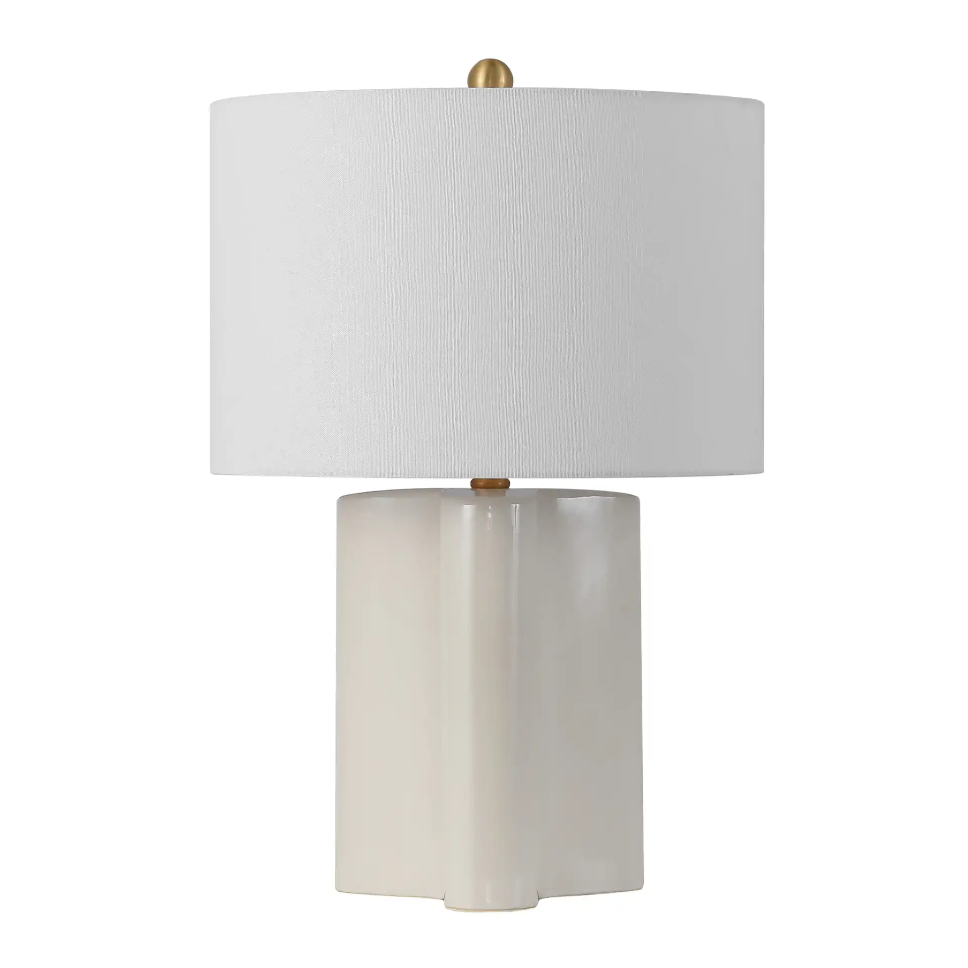 Anessa Table Lamp in Cream / Brass, detail view