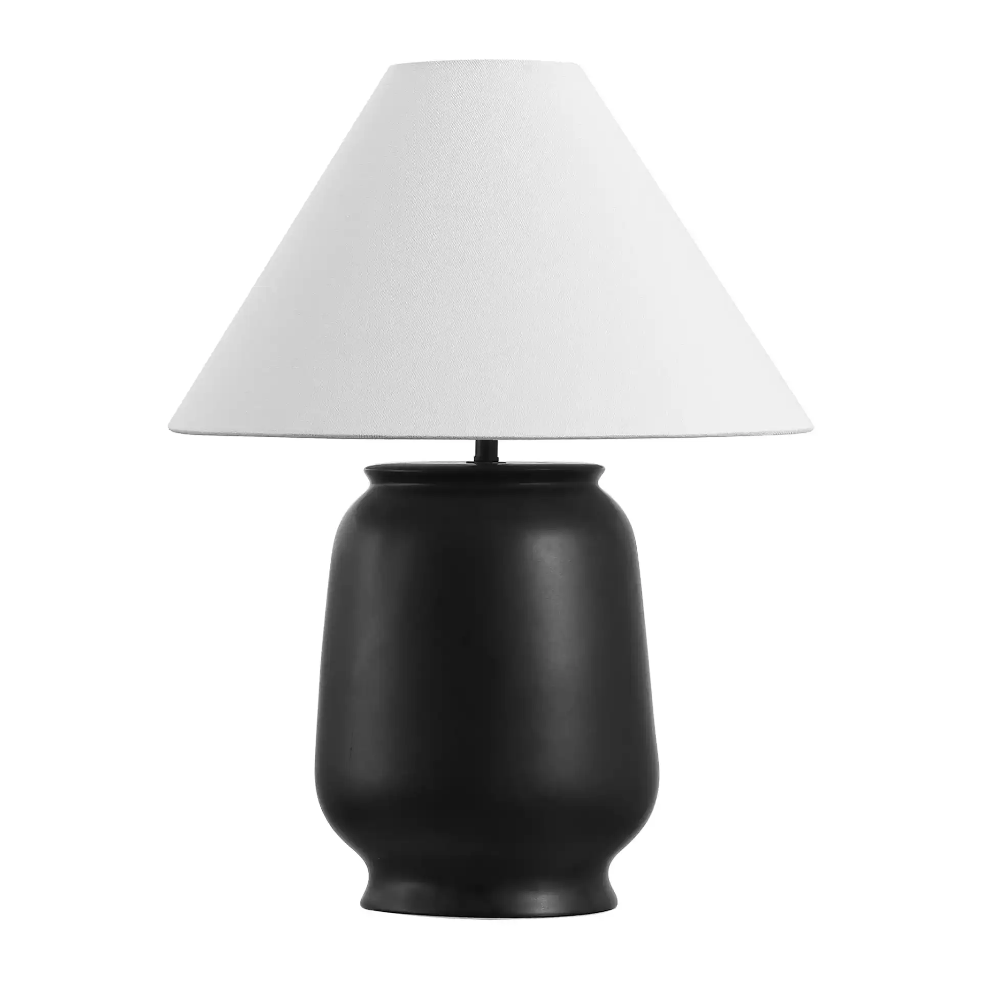 Mattie Table Lamp in Black, detail view