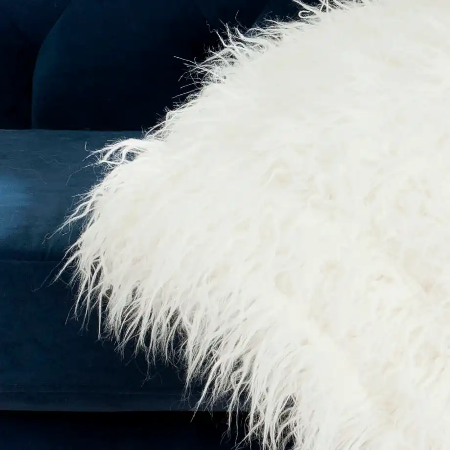 Cuddle Throw in Snow White in a styled room
