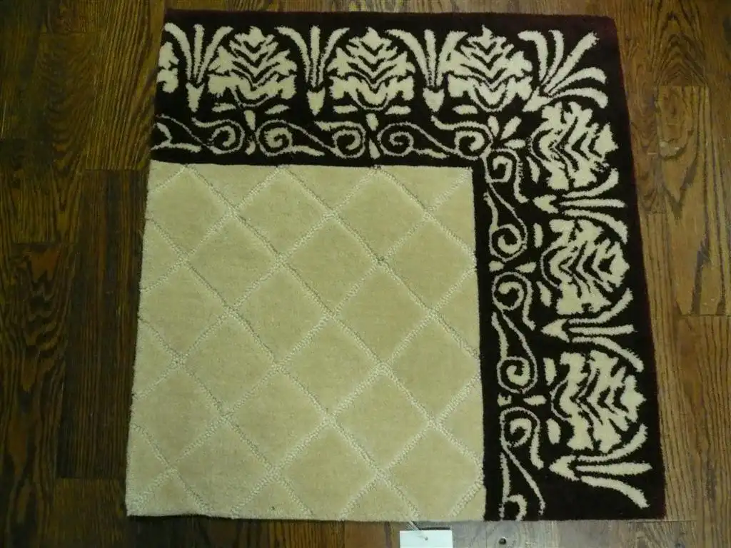 Ivory / Maroon