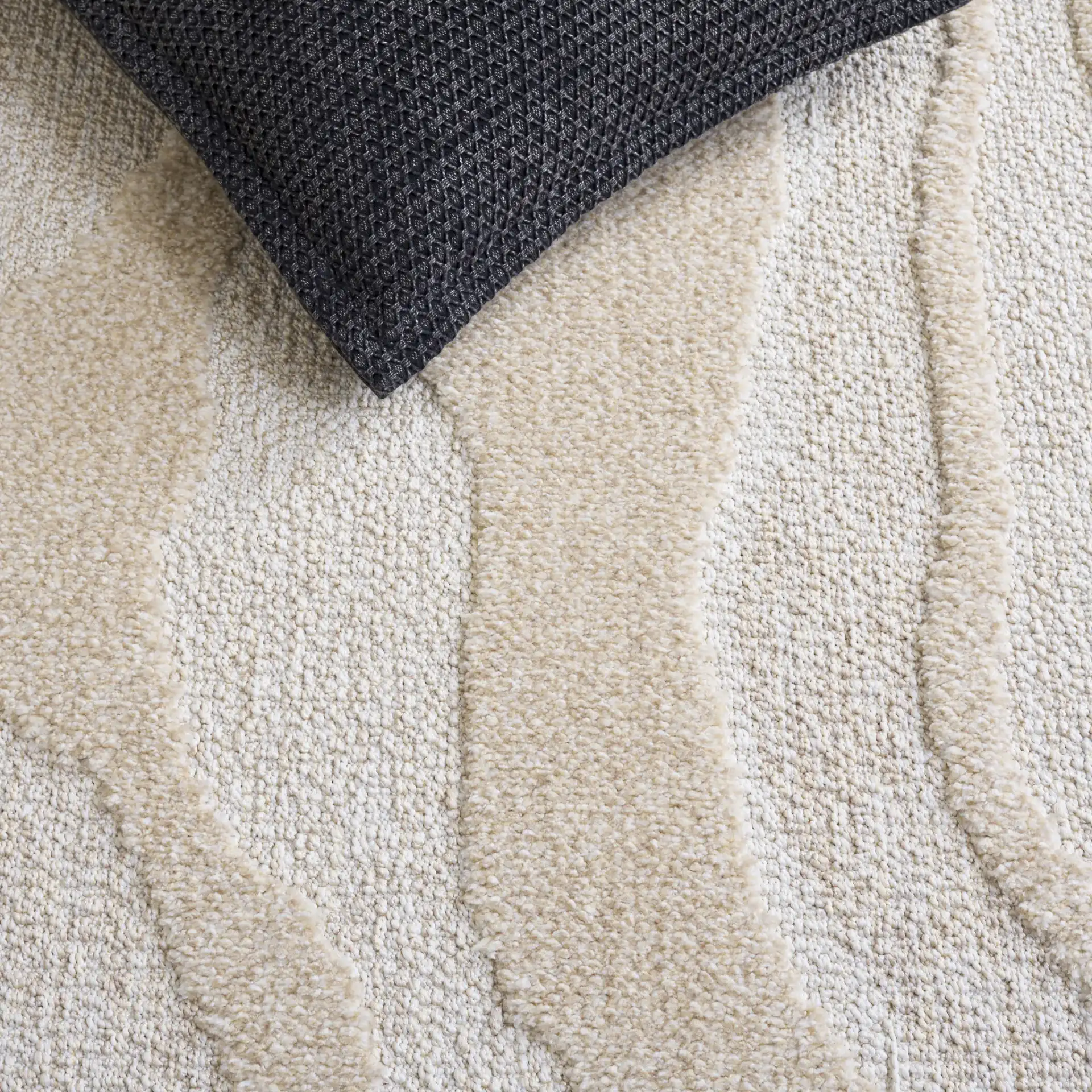 Trends Modern Wave Rug in Beige / Ivory in a styled room