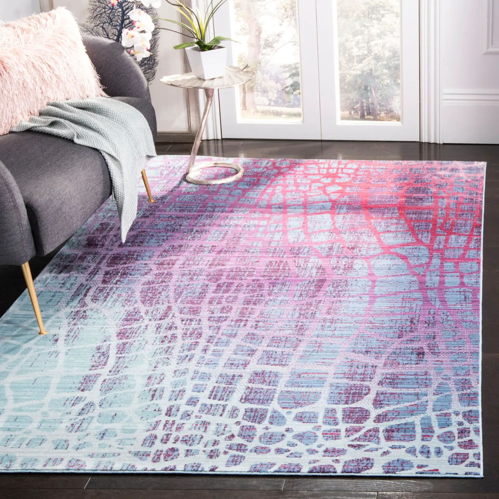 Valencia Cellular Abstract Rug in Blue / Fuchsia