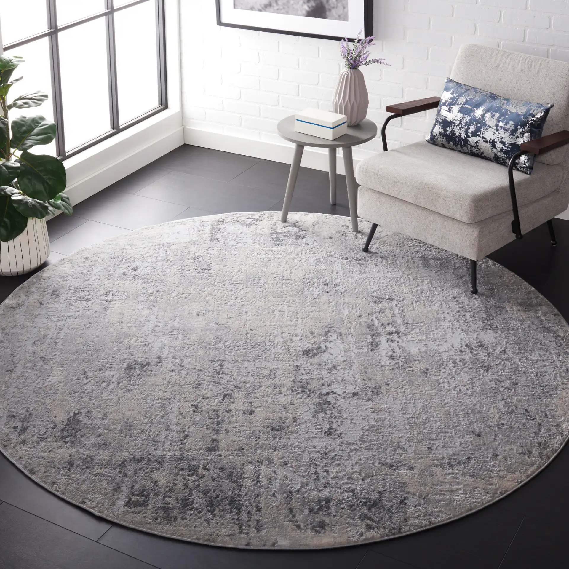 Vogue Weathered Abstract Rug in Gray / Light Gray in a styled room