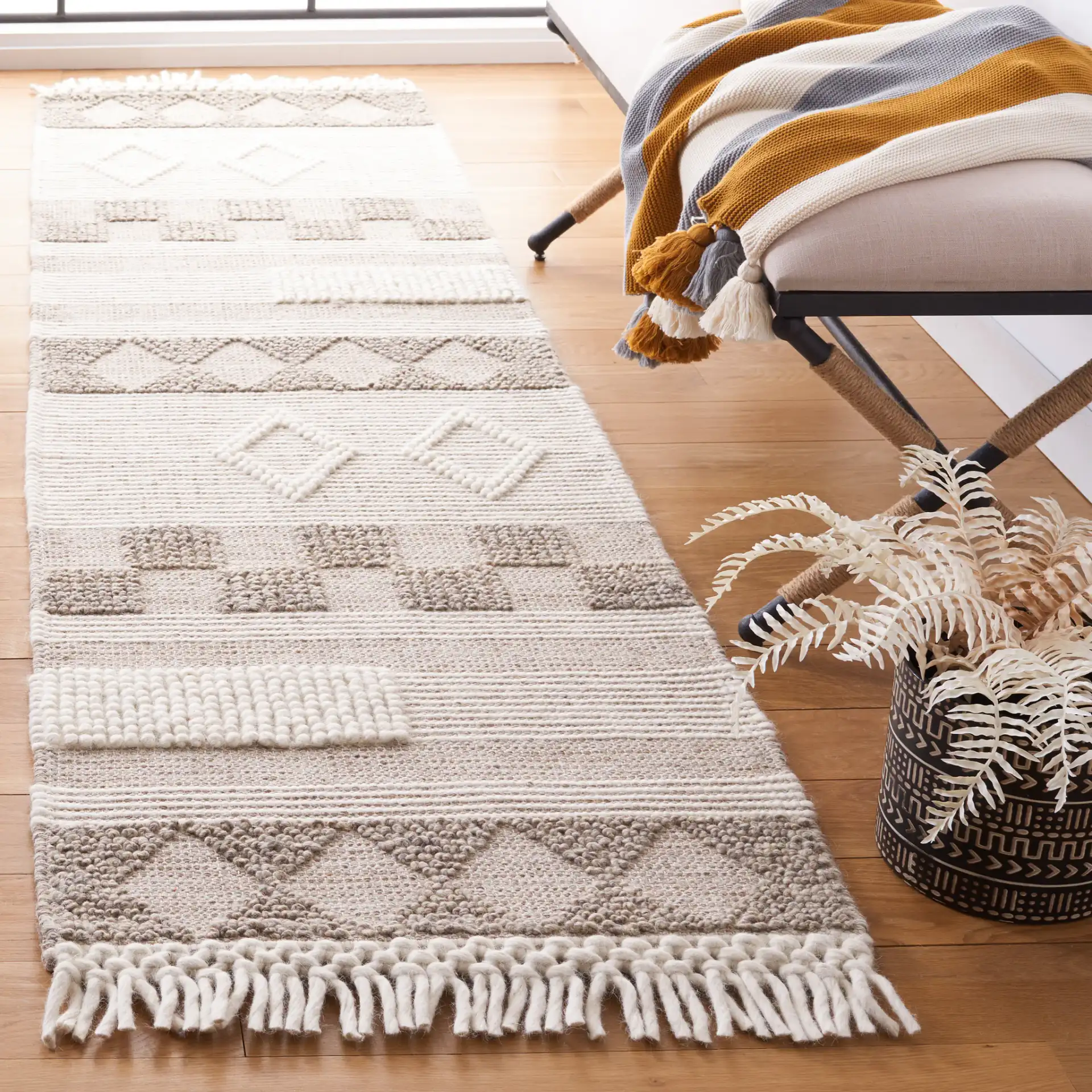 Vermont Kaden Banded Geometric Hand-Loomed Wool Rug in Ivory / Brown in a styled room