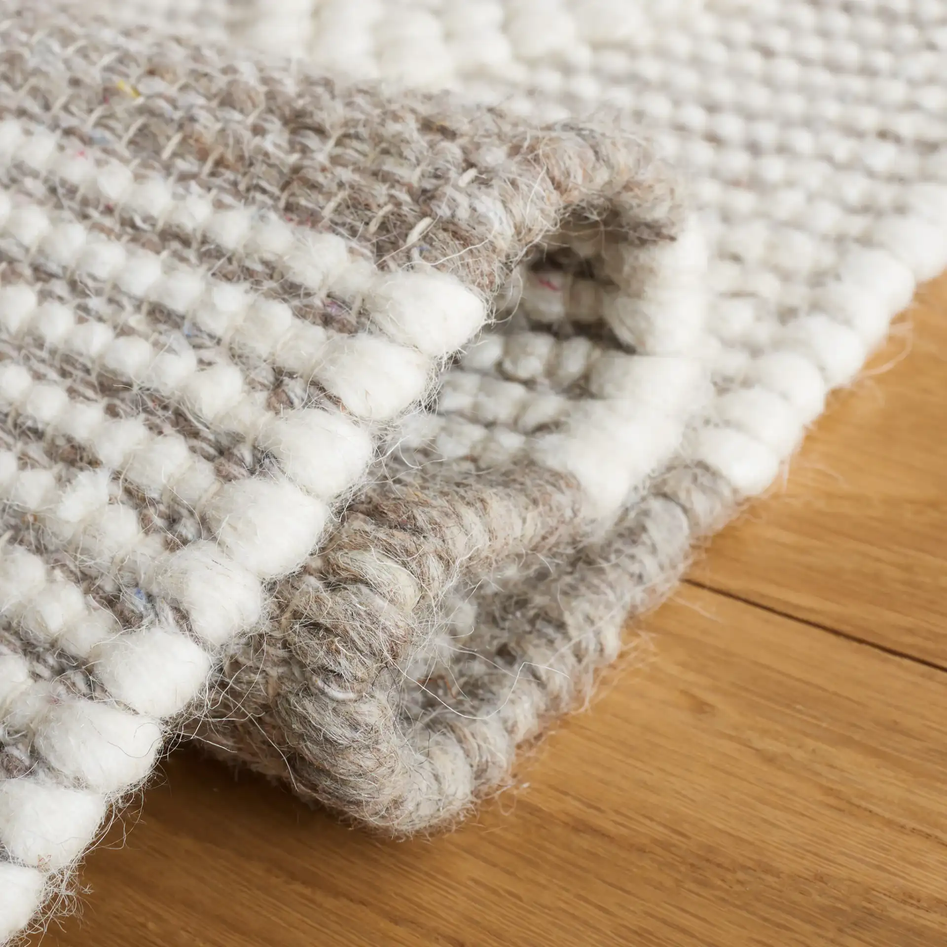 Vermont Kaden Banded Geometric Hand-Loomed Wool Rug in Ivory / Brown in a styled room