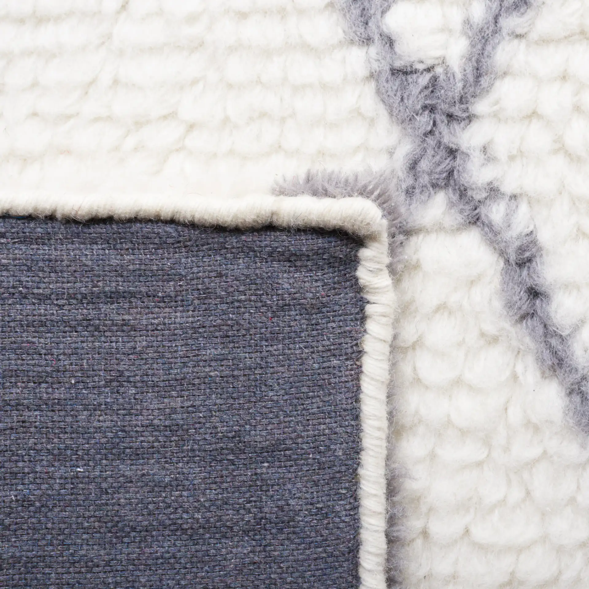 Vermont Moroccan Diamond Trellis Hand-Tufted Wool Rug in Ivory / Gray in a styled room