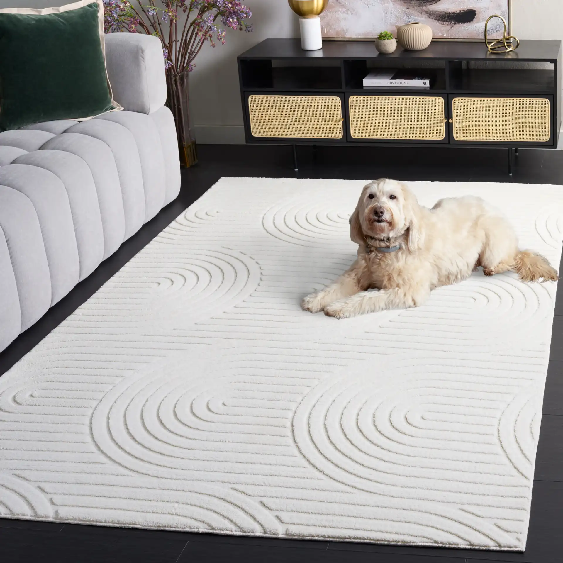 Versailles Nested Arches Washable Rug in Ivory in a styled room