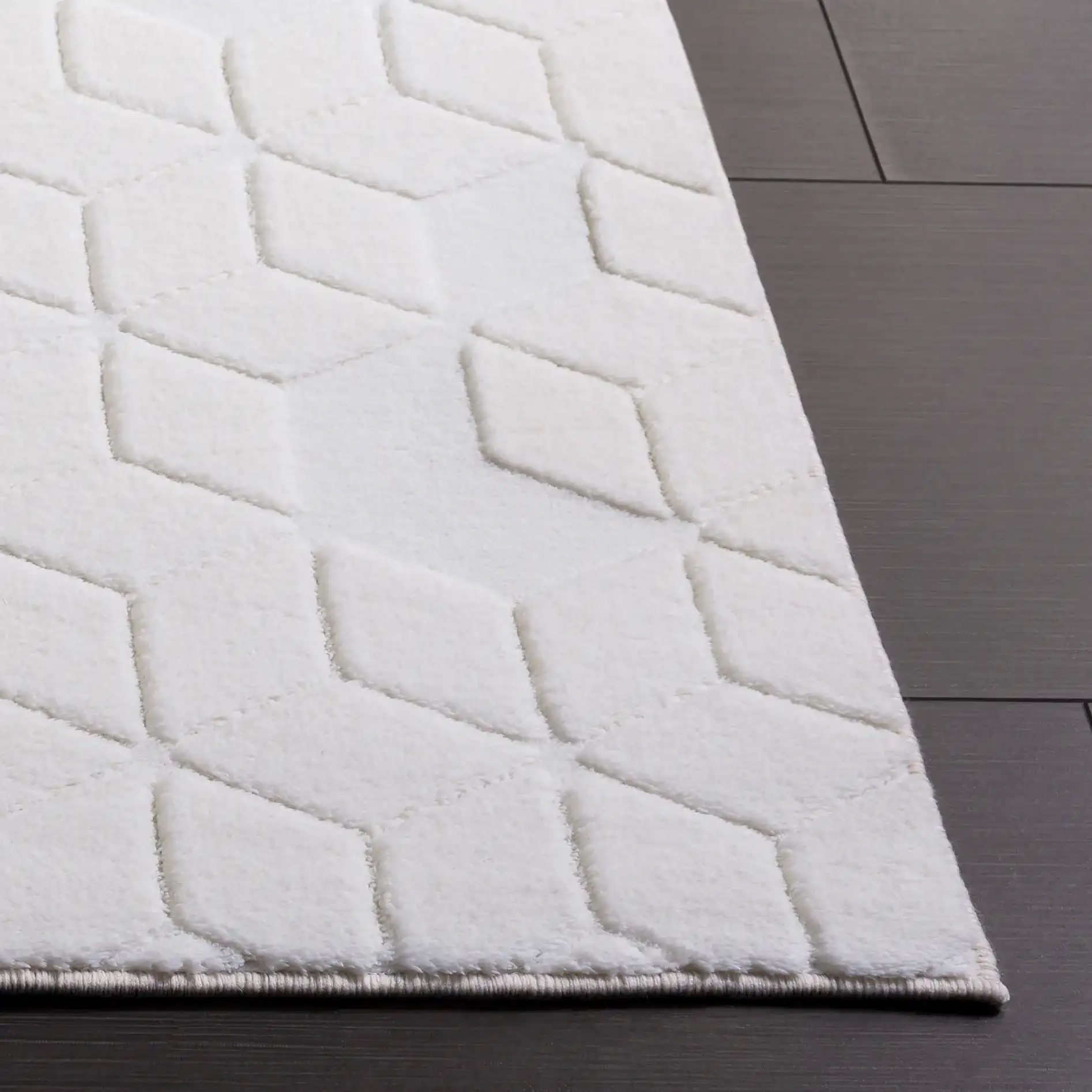 Versailles Cube Washable Rug in Ivory in a styled room